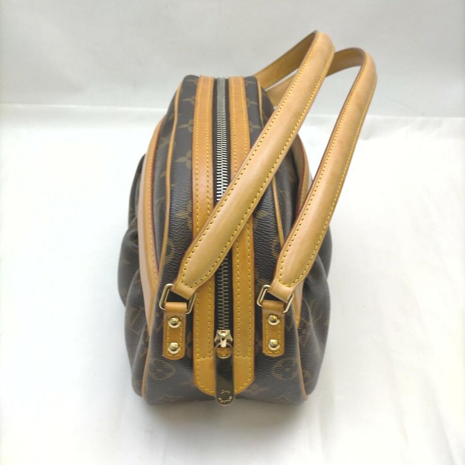 Louis Vuitton Limited Edition Monogram Kara Shoulder bag 862880 For Sale 2