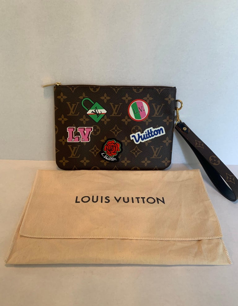 Louis Vuitton Bitsy Pouch Monogram Canvas - ShopStyle Clutches