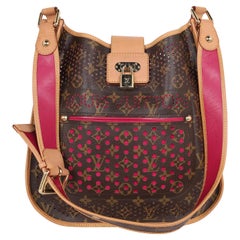 Louis Vuitton Limitierte Auflage Monogramm Perforierte Musette Rosa