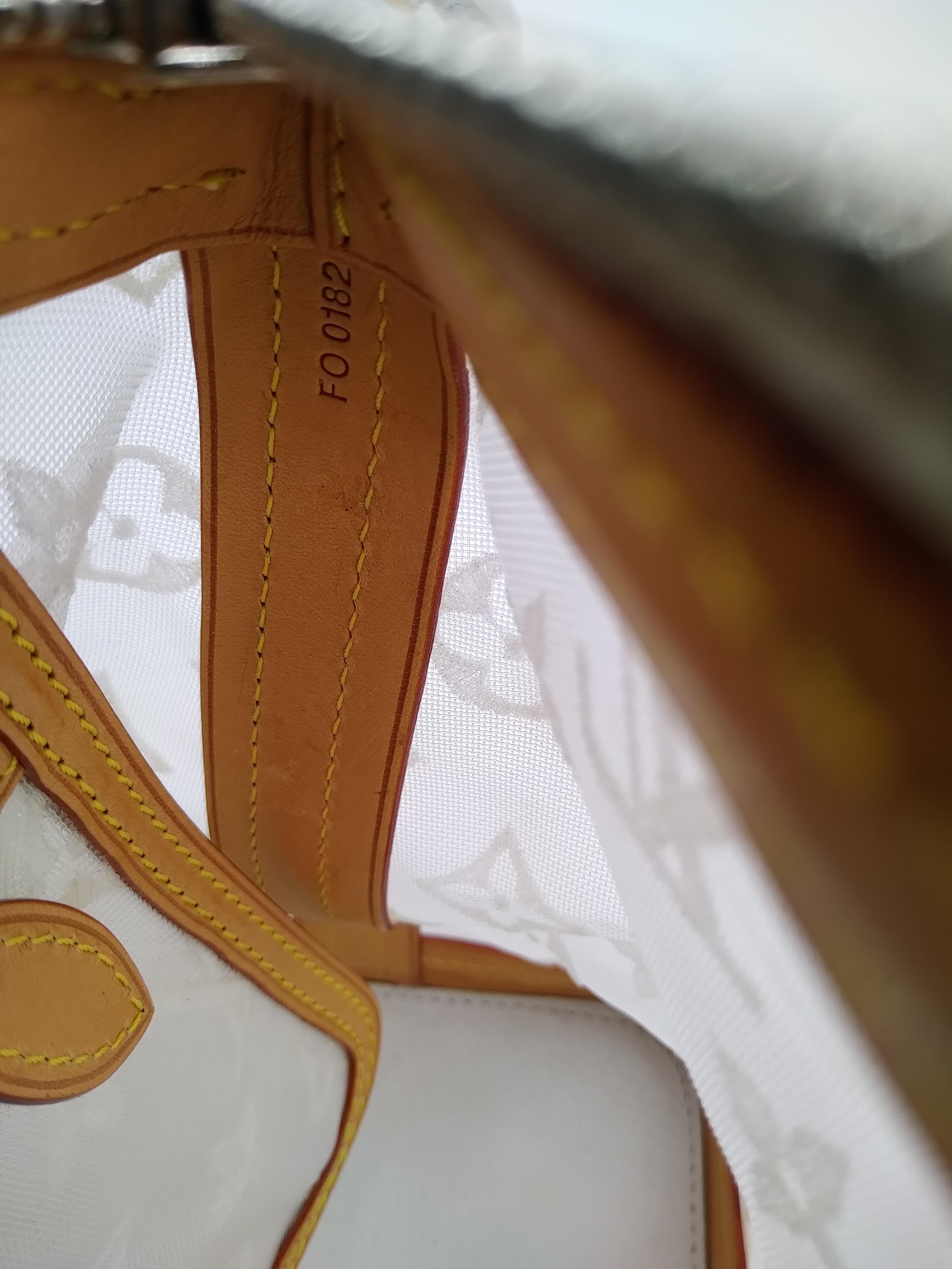 Louis Vuitton Limited Edition Monogram Transparence Lockit Bag 2012 For Sale 8