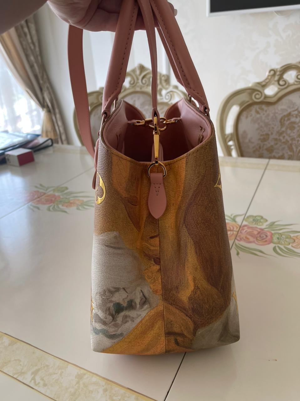 Louis Vuitton limited edition Montaigne X Jeff Koons Fragonard bag In New Condition For Sale In New York, NY