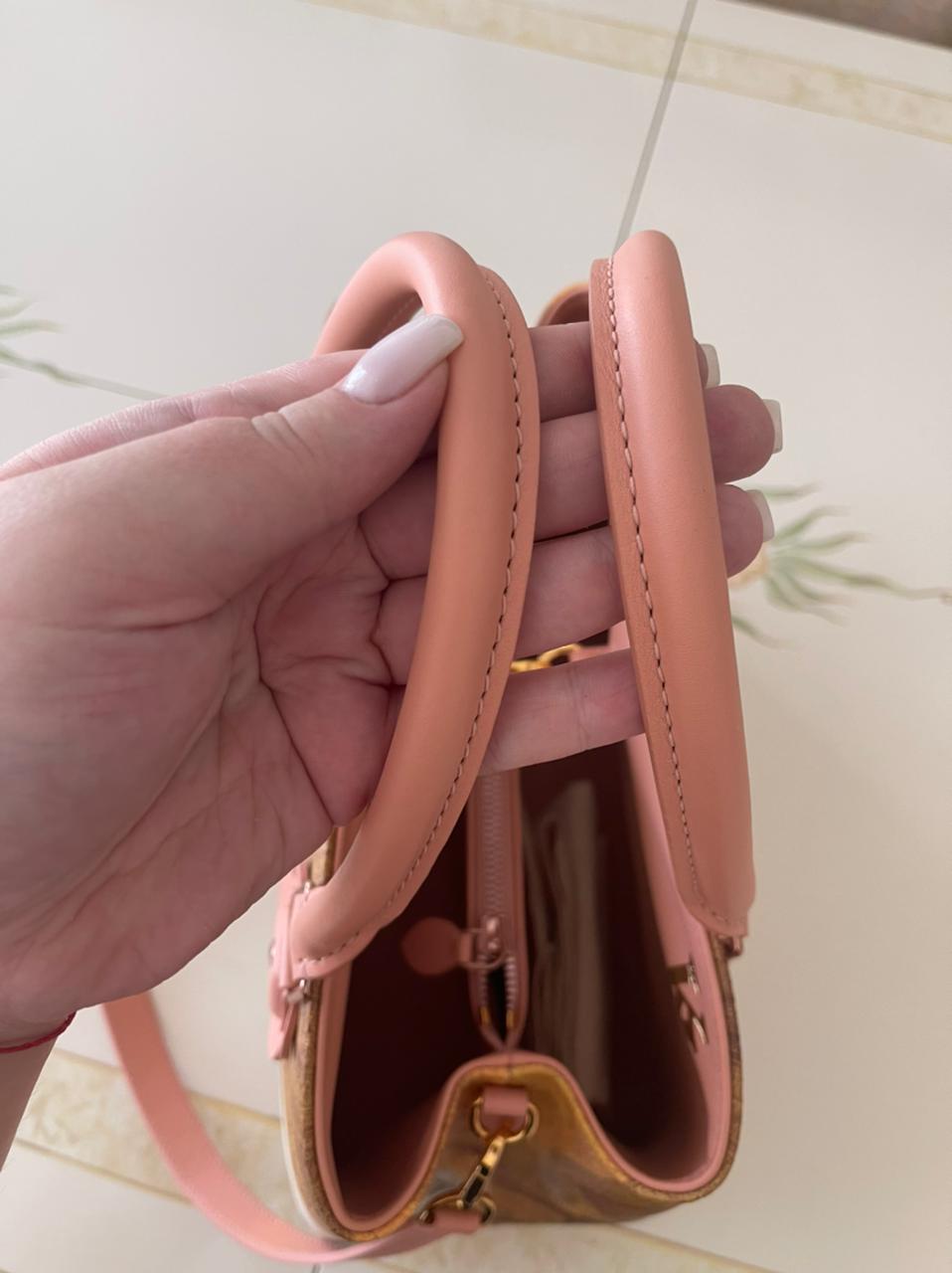 Women's or Men's Louis Vuitton limited edition Montaigne X Jeff Koons Fragonard bag For Sale
