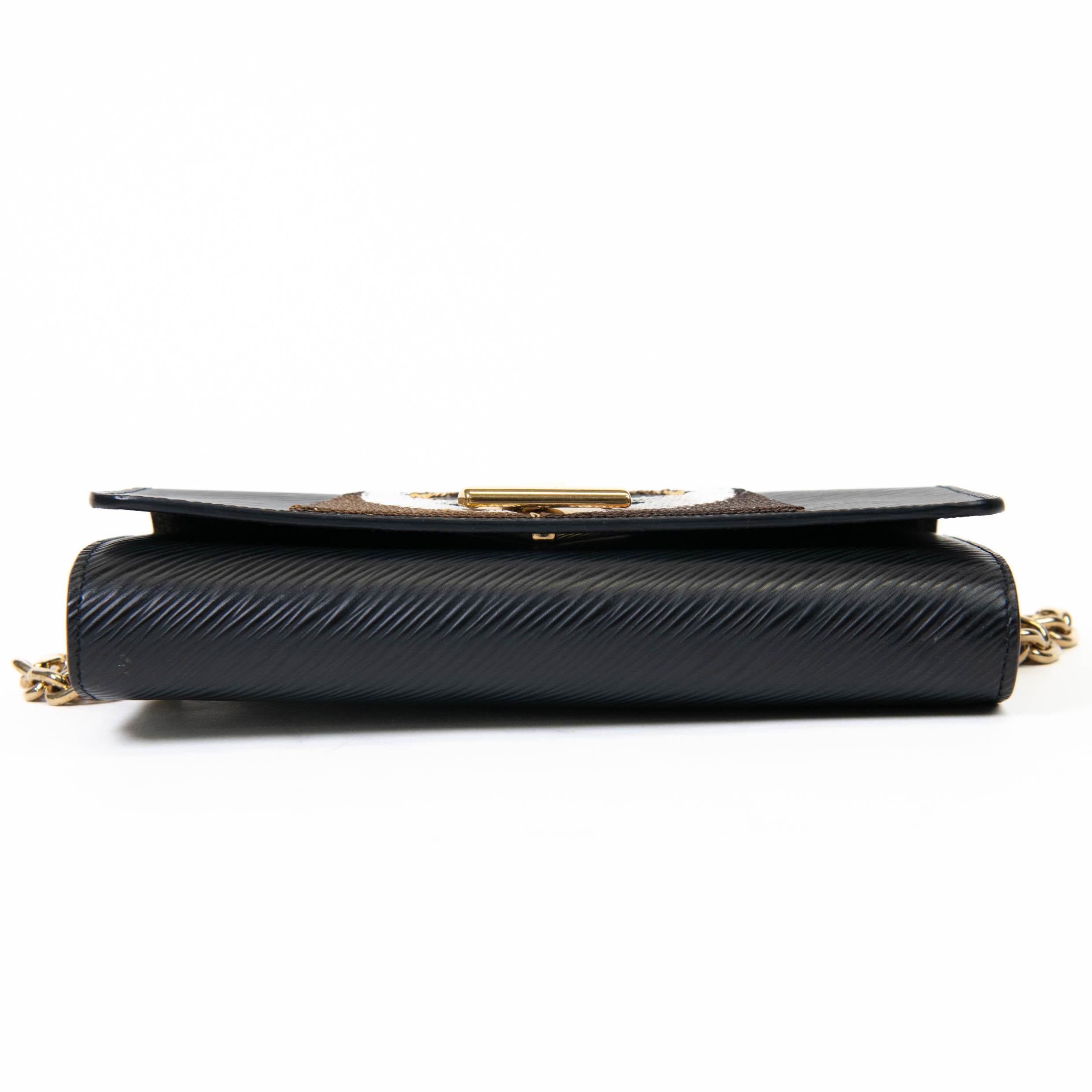 Louis Vuitton Edizione Limitata Nicolas Ghesquiere in pelle e paillettes Gufo Twist 2