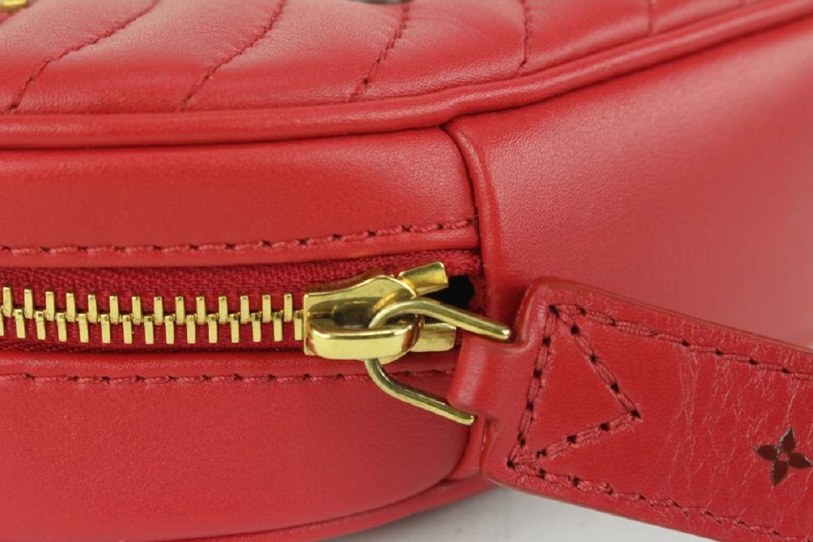 Louis Vuitton Limited Edition Red Quilted Leather New Wave Heart Crossbody Bag  For Sale 4
