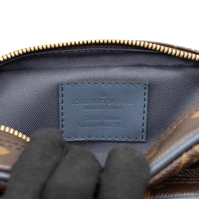 Louis Vuitton Limited Edition Slate Monogram e Crossbody Bag, 2015.