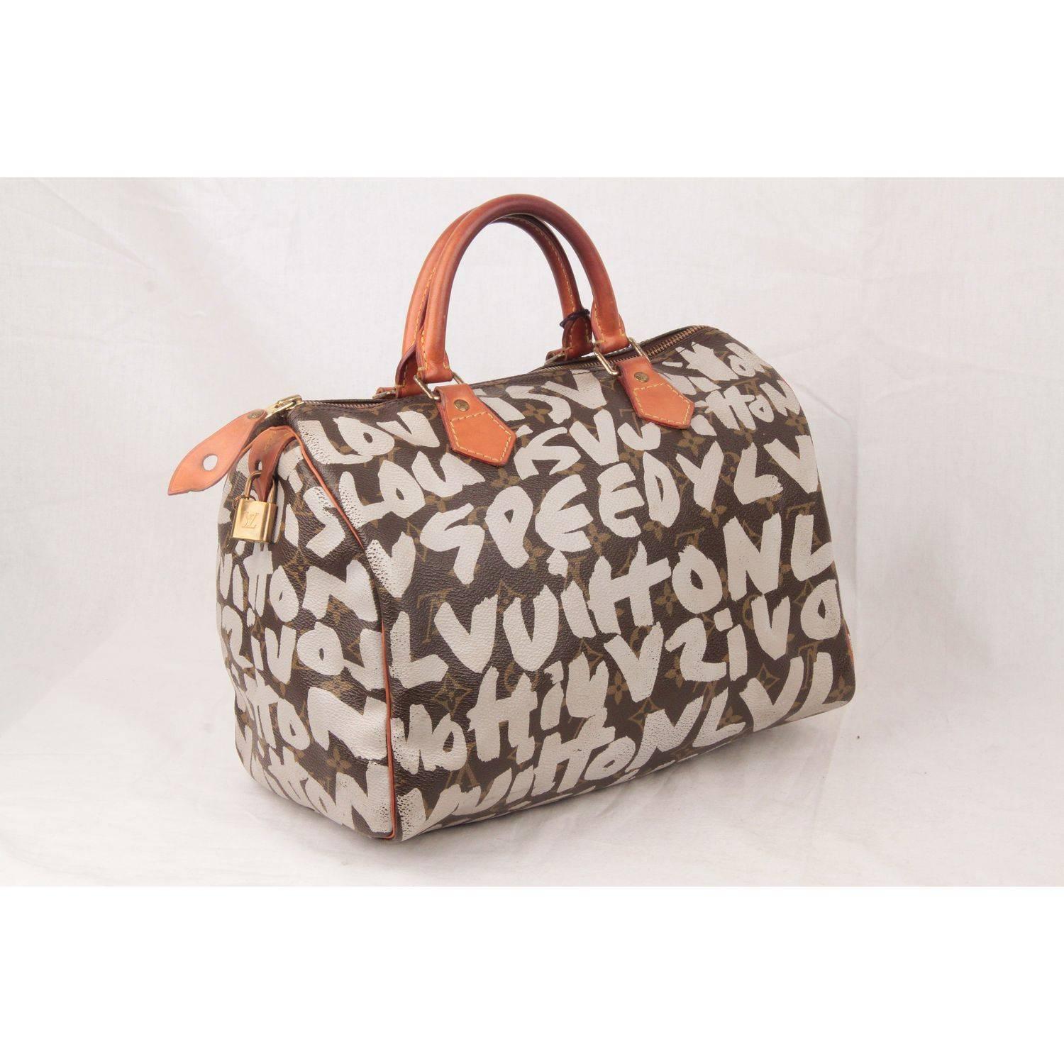 Graffiti speedy louis vuitton store