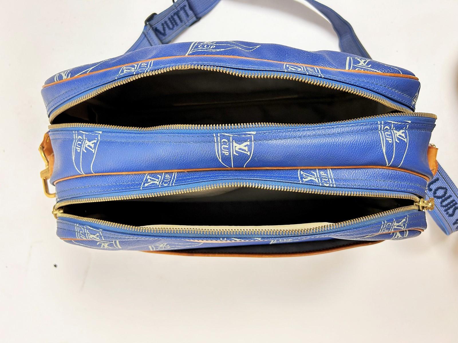 Louis Vuitton limited edition travel bag for the America's Cup Circa 1991 For Sale 12