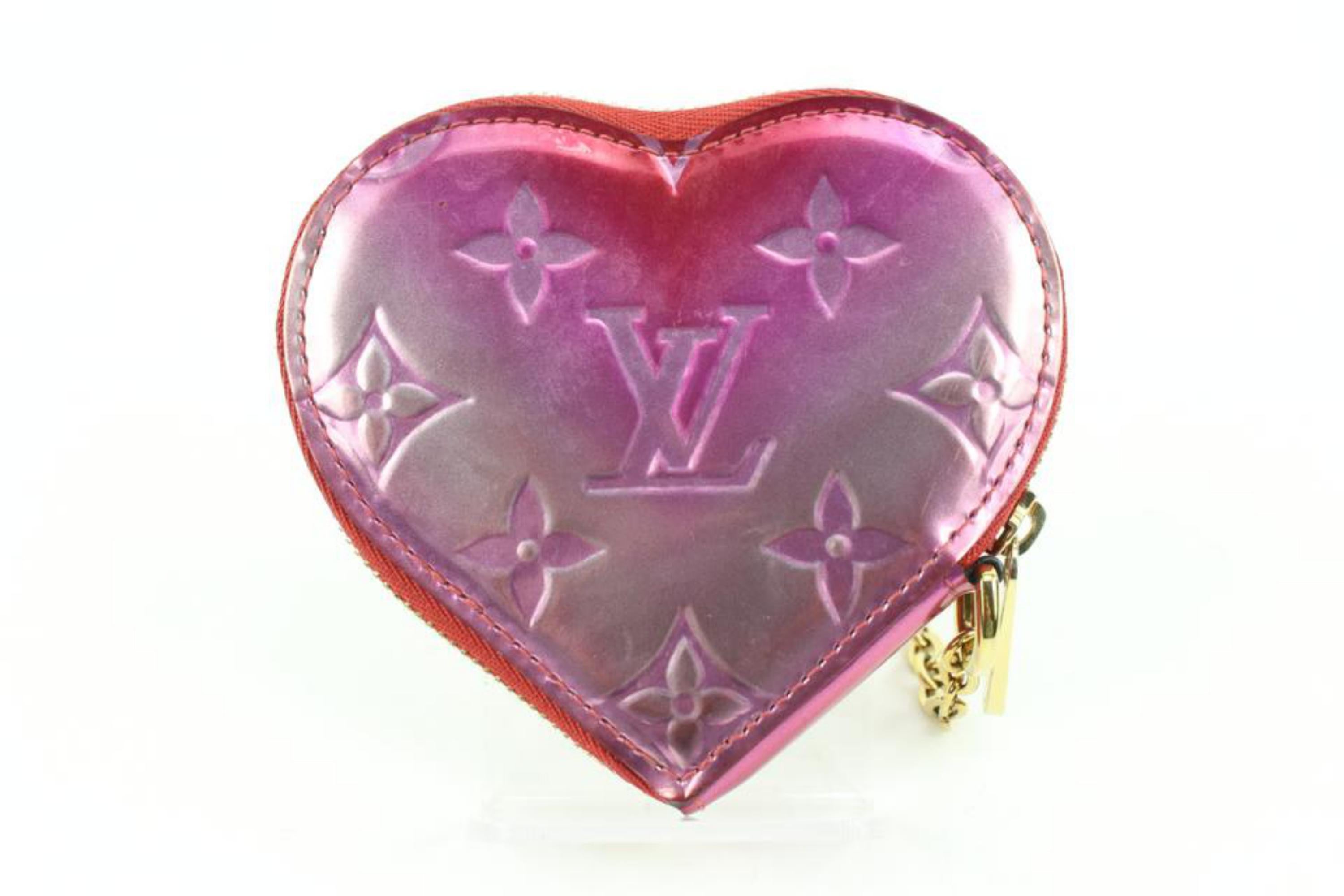 Louis Vuitton Limited Edition Vernis Monogram Degrade Heart Coin Purse 90lv225s For Sale 4