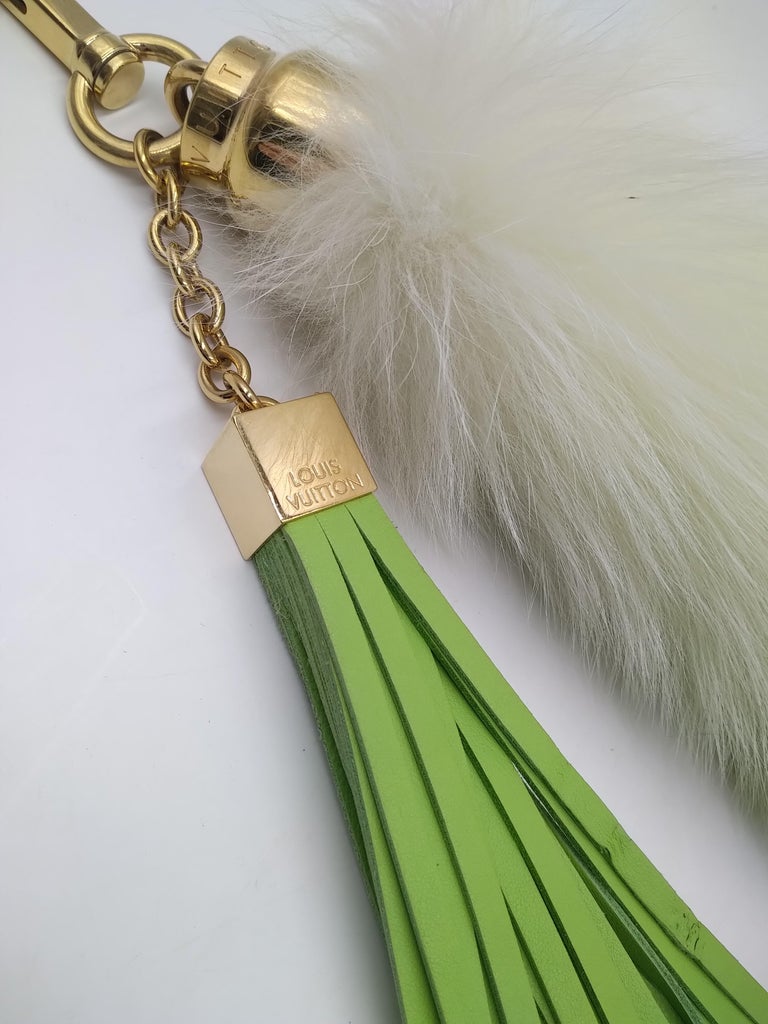 Louis Vuitton Limited Edition Pink Fur Foxy Bag Charm and Key Chain -  Yoogi's Closet