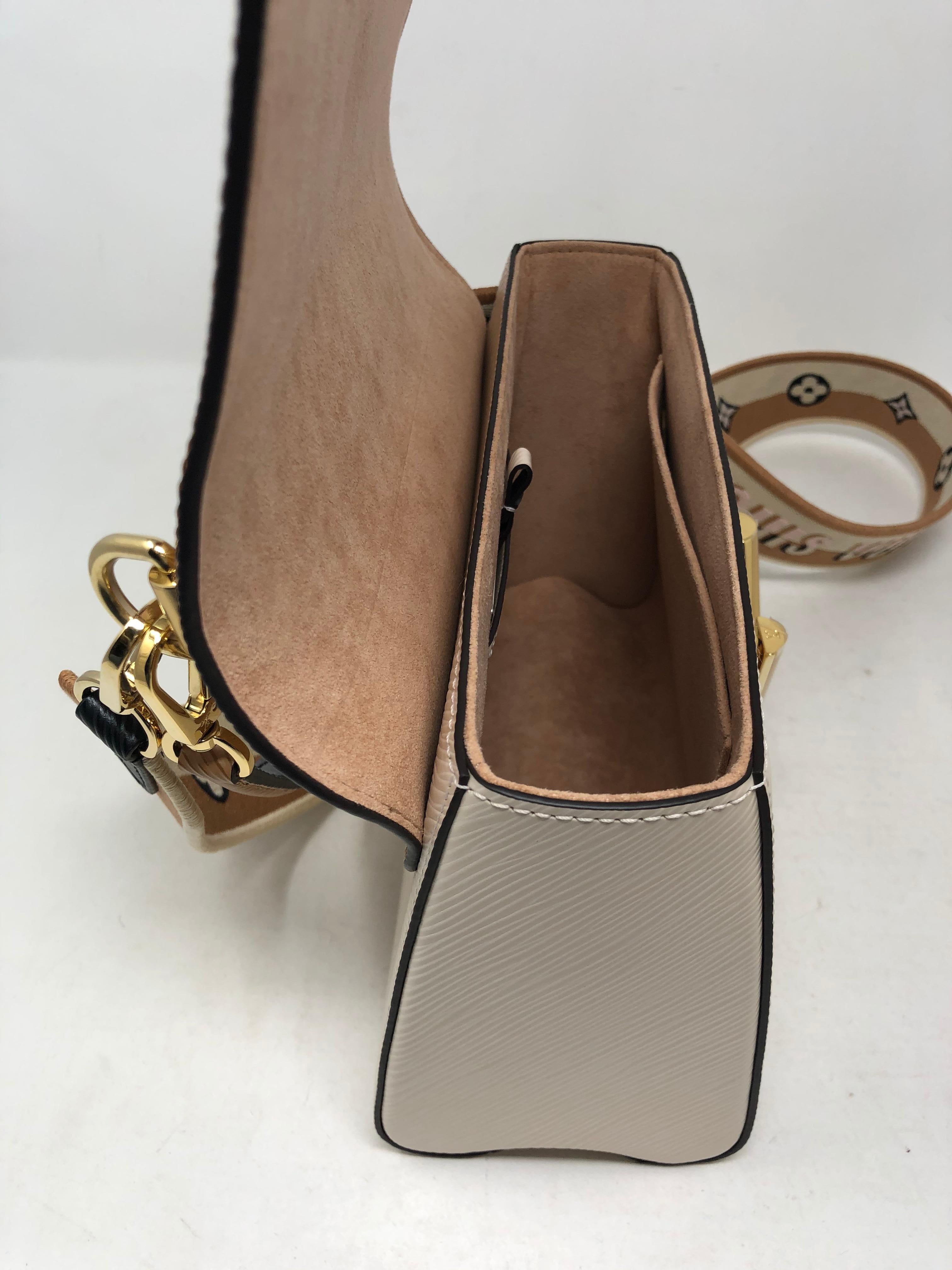 Louis Vuitton Limited Epi Leather Two-tone Twist Bag 2