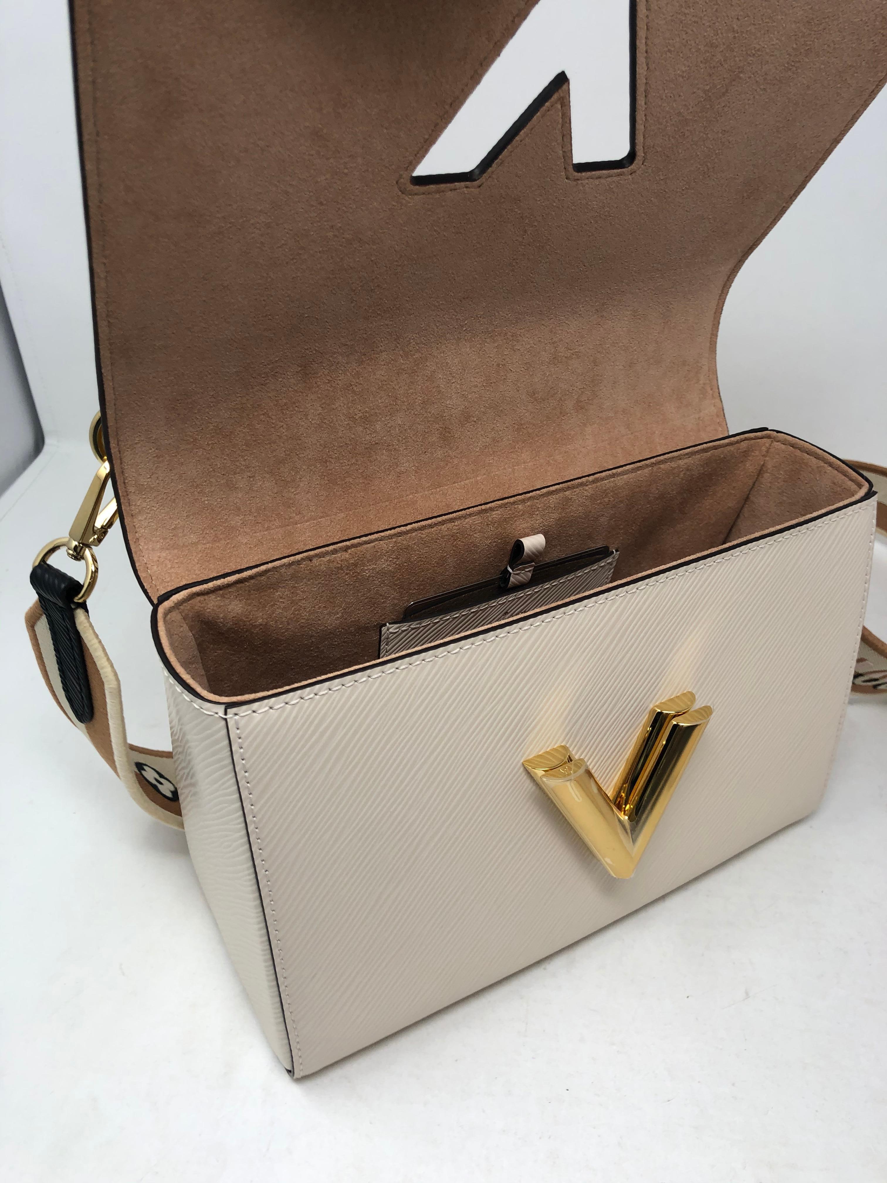 Louis Vuitton Limited Epi Leather Two-tone Twist Bag 3