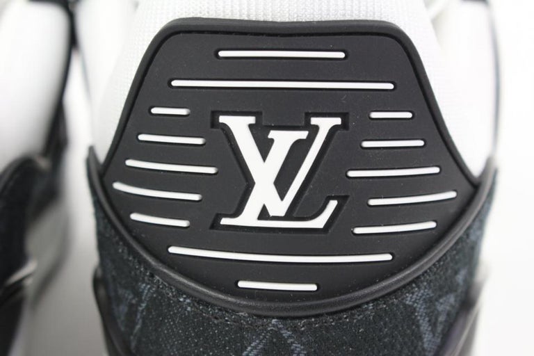 JustFreshKicks on X: New Louis Vuitton Trainer Black by Virgil Abloh 🖤   / X