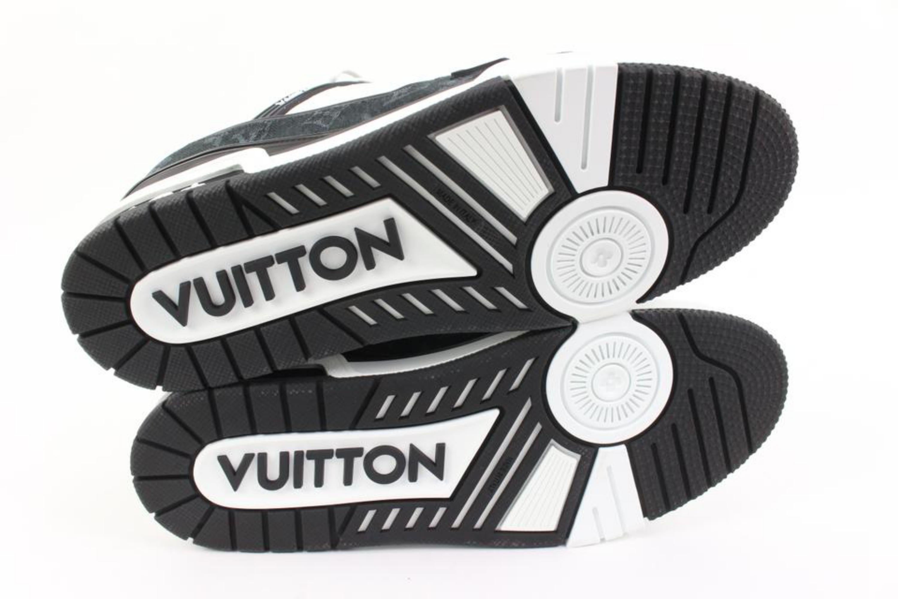 Louis Vuitton Limited Men's US 9 Virgil Abloh Black x White Trainer Sneaker  In New Condition In Dix hills, NY