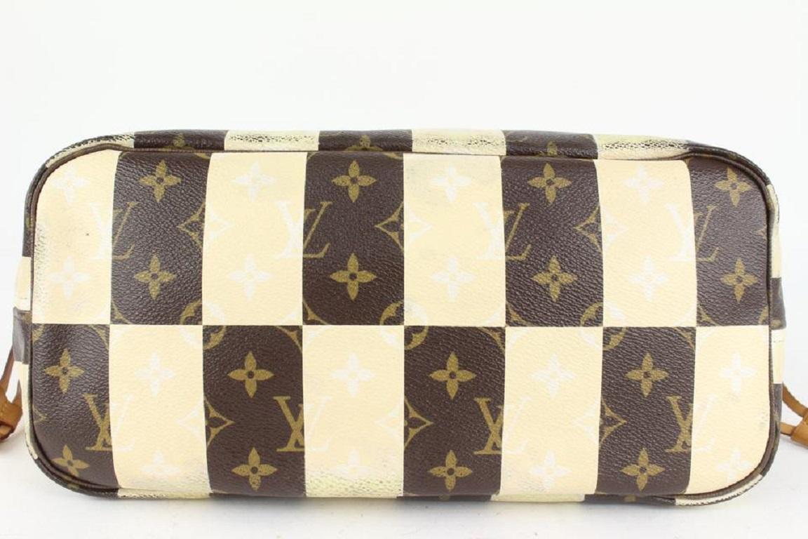 Louis Vuitton Limited Rare Stripe Monogram Rayures Neverfull MM Tote 4LV1019 For Sale 1