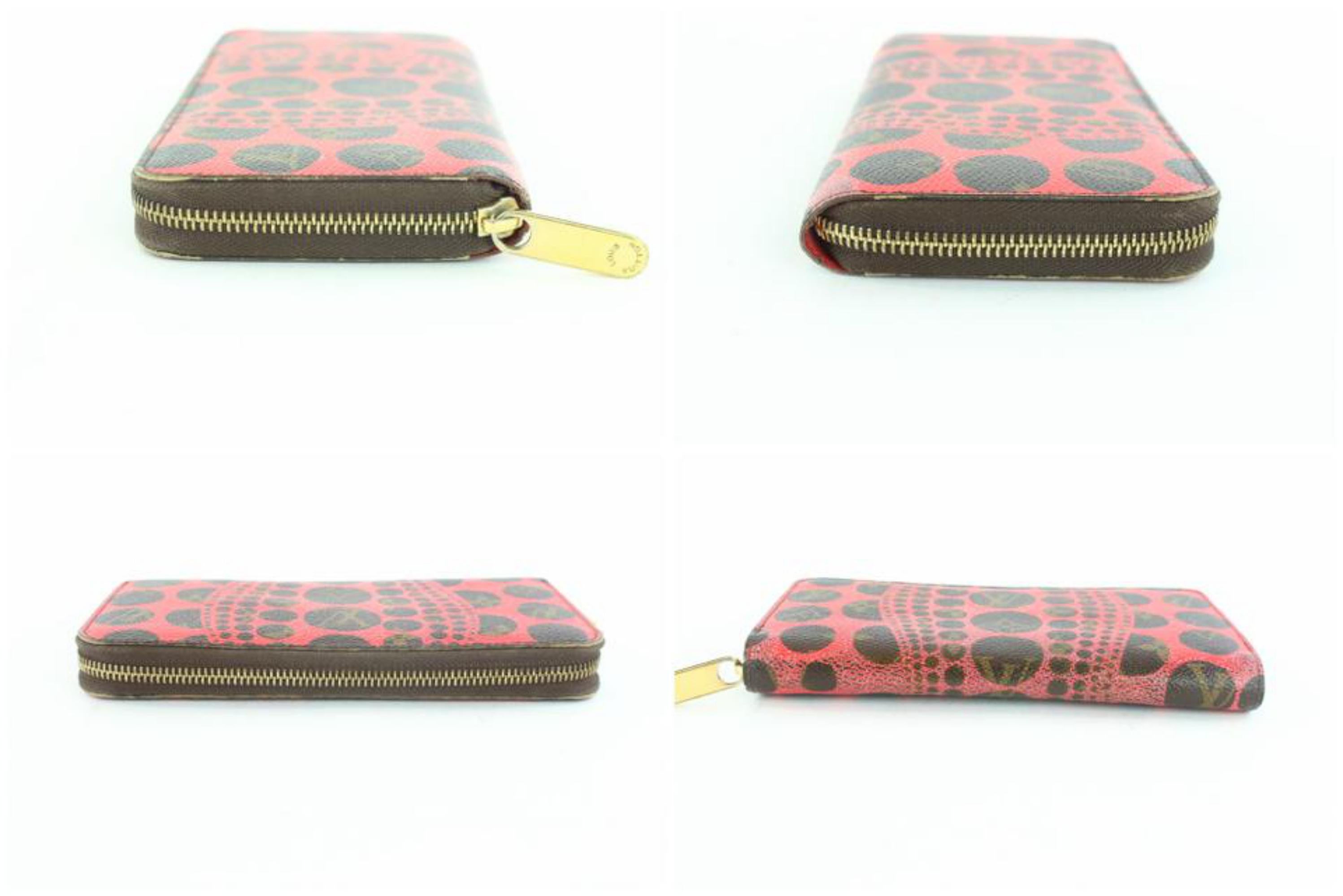 Louis Vuitton Limited Yayoi Kusama Pumpkin Dots Zippy 24lz1129 Red In Fair Condition For Sale In Forest Hills, NY