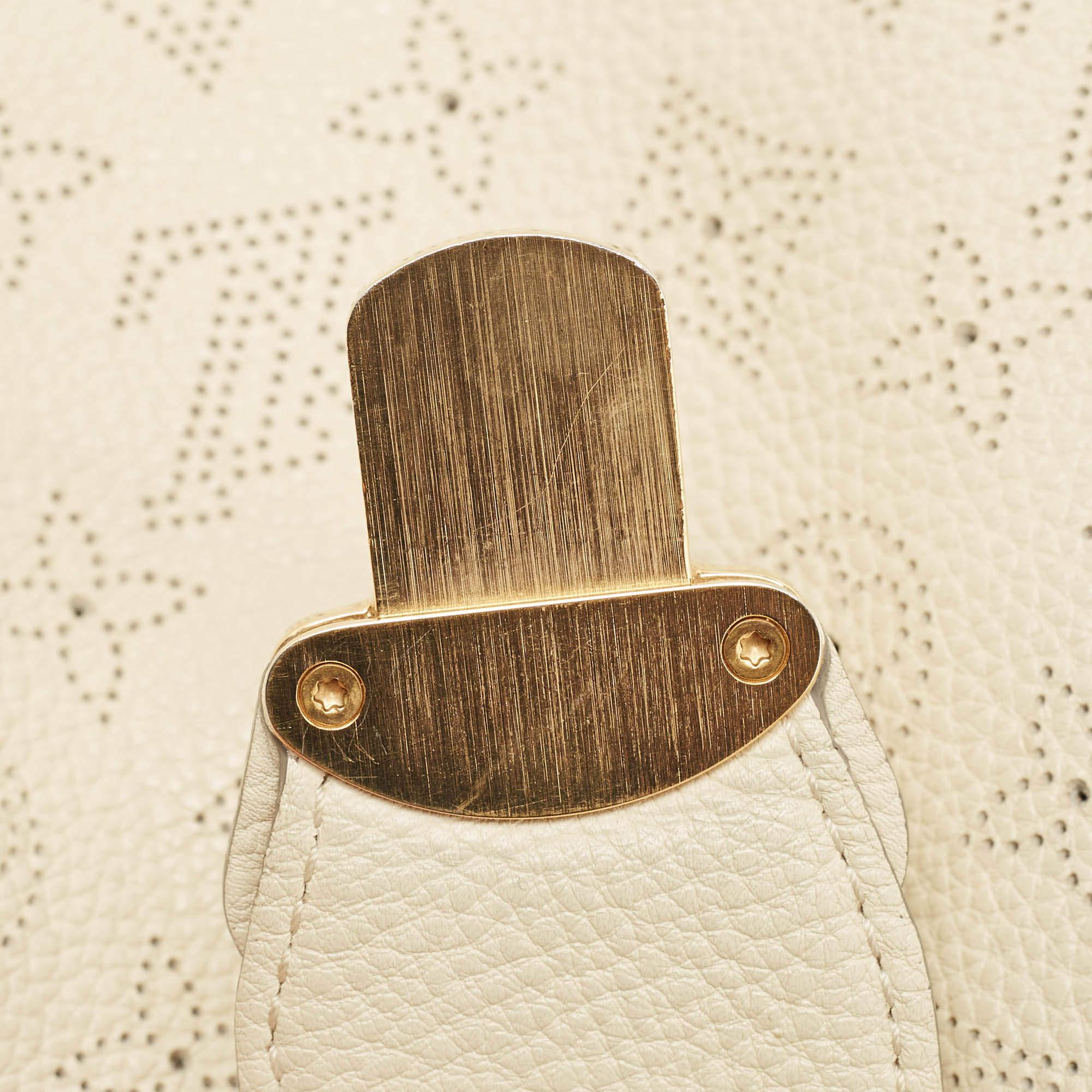 Louis Vuitton Lin Monogram Mahina Leather Cirrus MM Bag 3