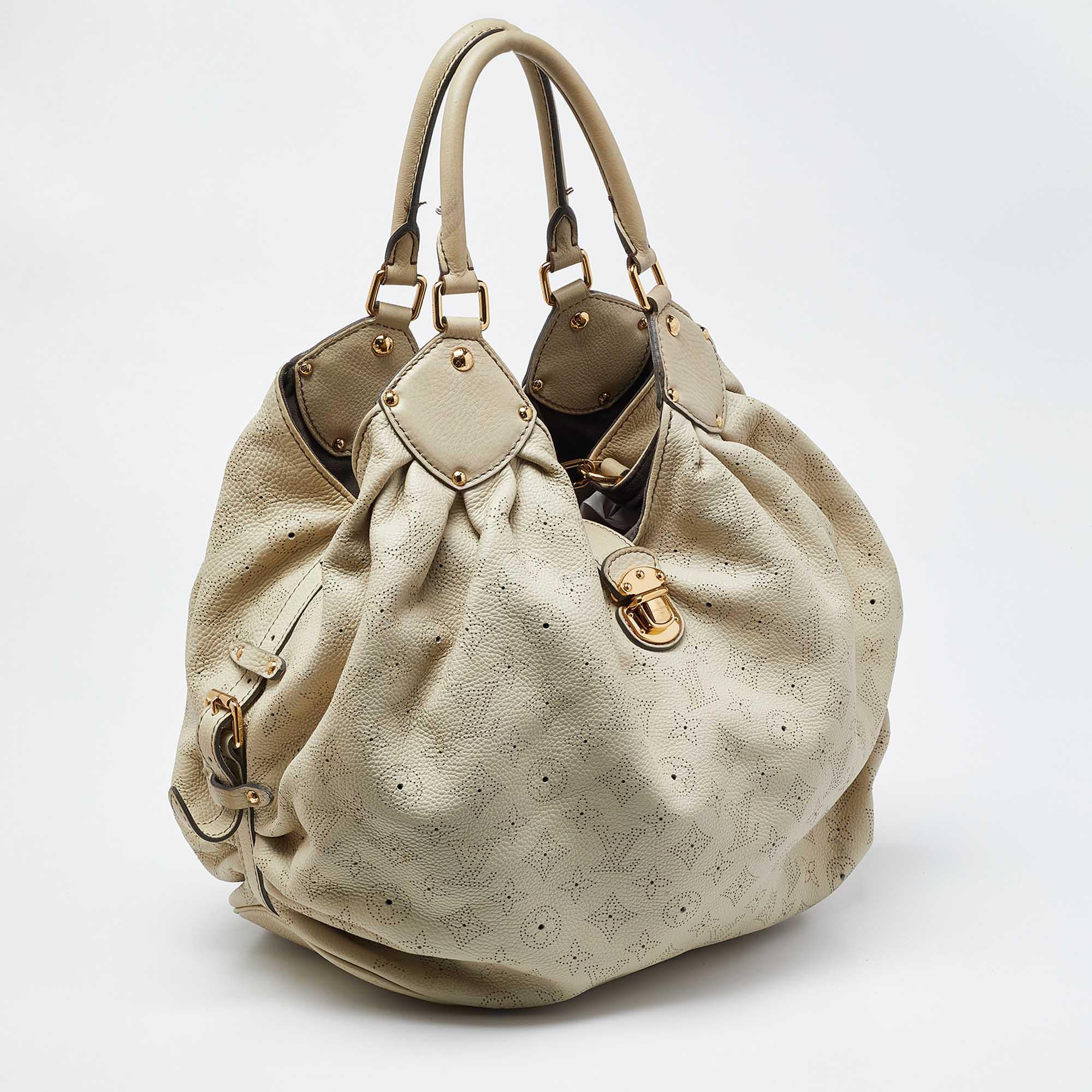 Beige Louis Vuitton Lin Monogram Mahina Leather L Bag