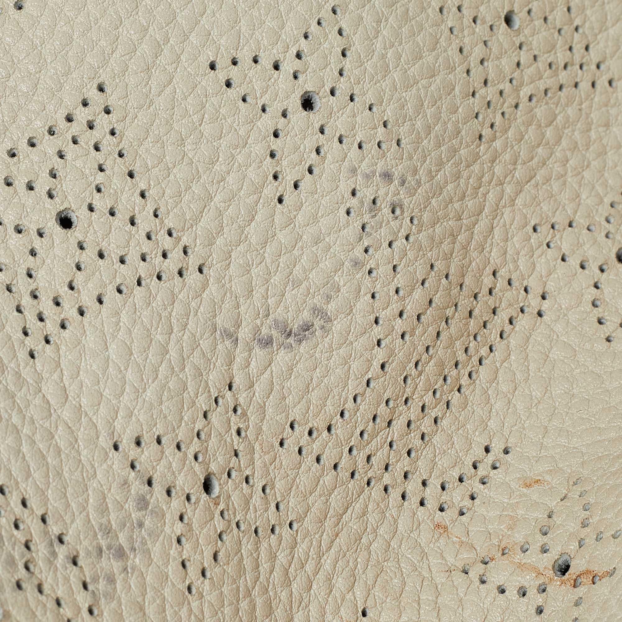 Louis Vuitton Lin Monogram Mahina Leather L Bag 2