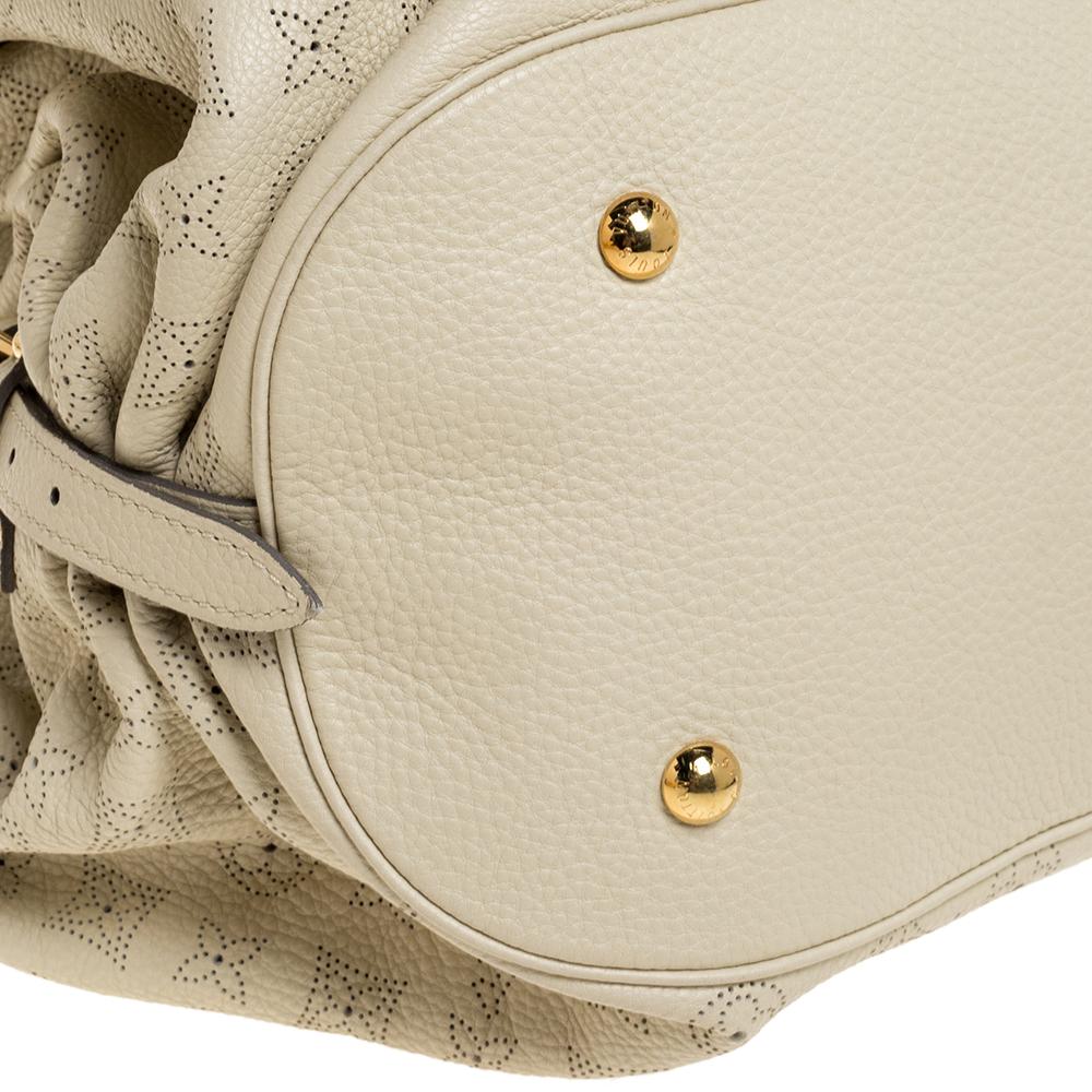 Louis Vuitton Lin Monogram Mahina Leather XL Bag 2