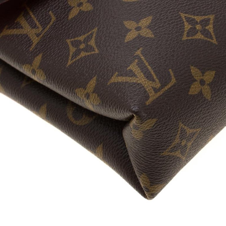 Louis Vuitton Litchi Monogram Canvas Pallas Chain Bag For Sale at 1stdibs