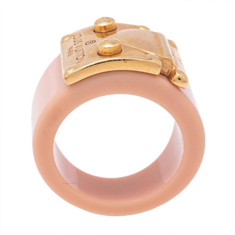 Louis Vuitton Resin Ring in Pink