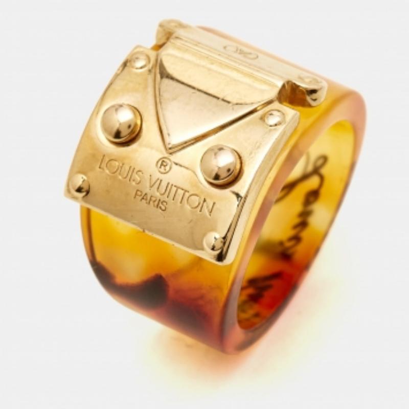 Louis Vuitton Lock Me Bague en résine marron Taille 56 en vente 1