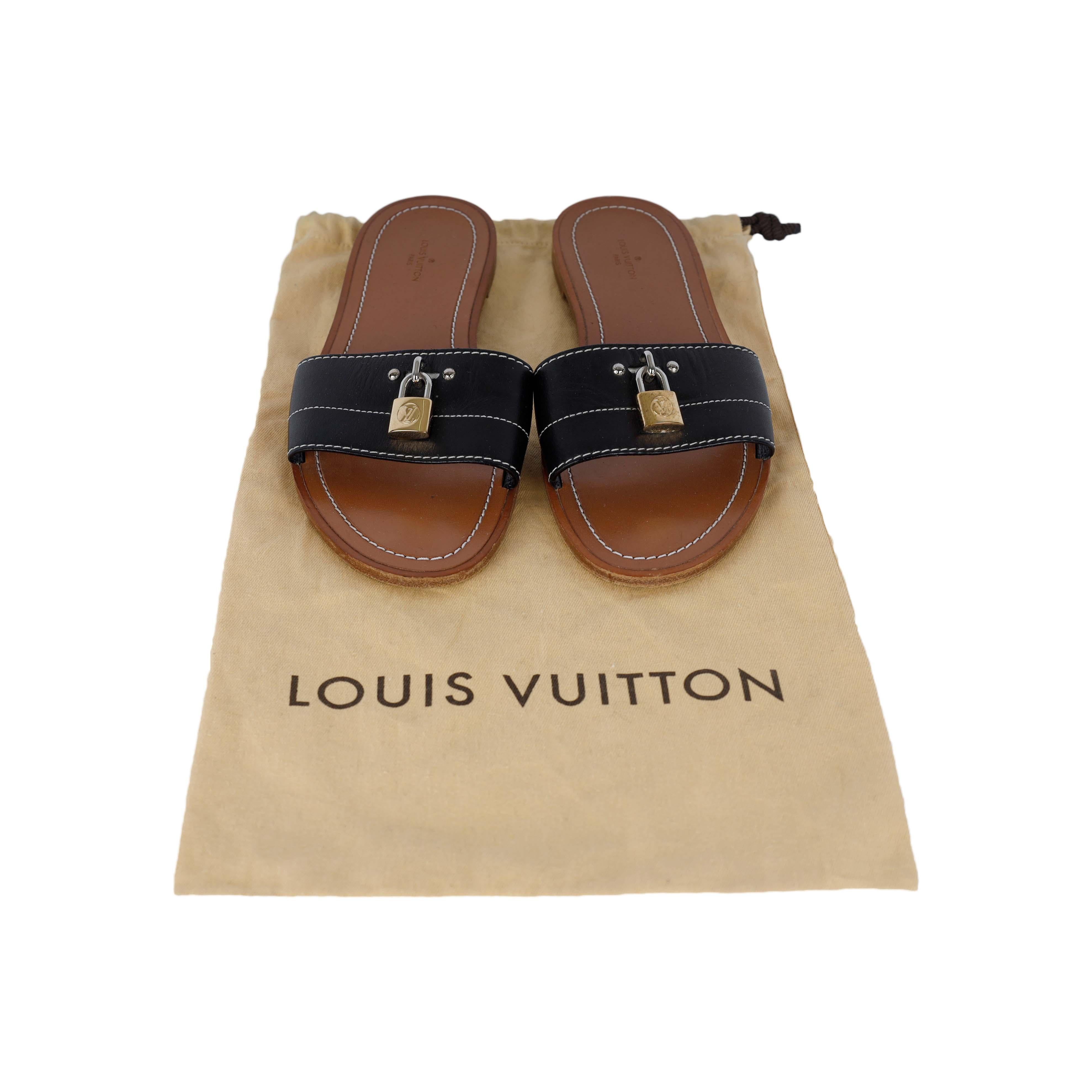 Louis Vuitton LockIt Flat Mule - '10s In Good Condition For Sale In Milano, IT