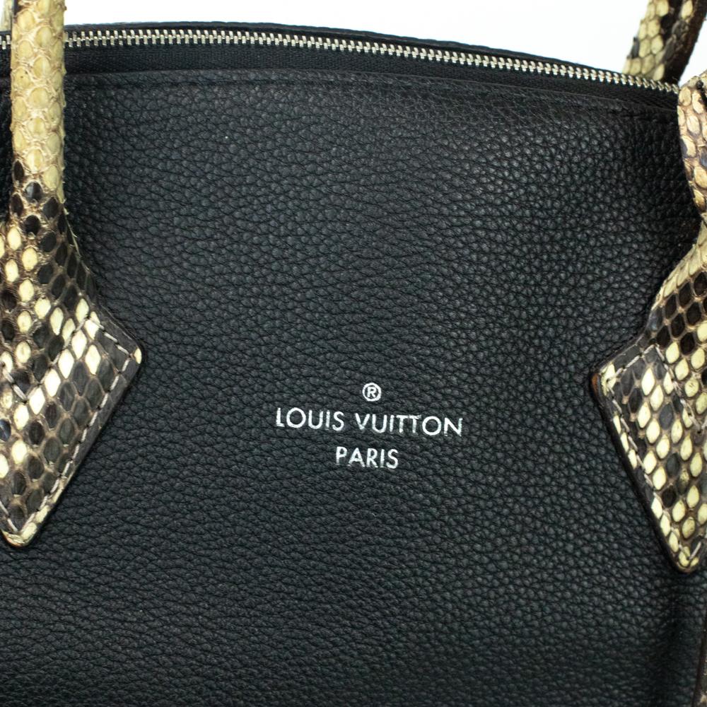 Louis Vuitton, Lockit in black leather 8