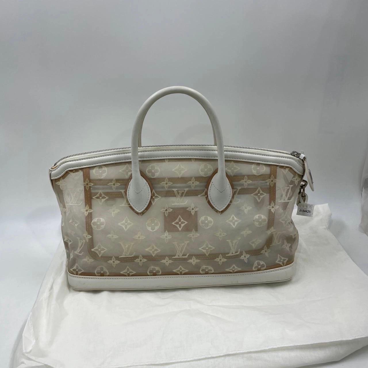 Sac à main en cuir et monogramme en maille blanche Louis Vuitton Whiting en vente 2
