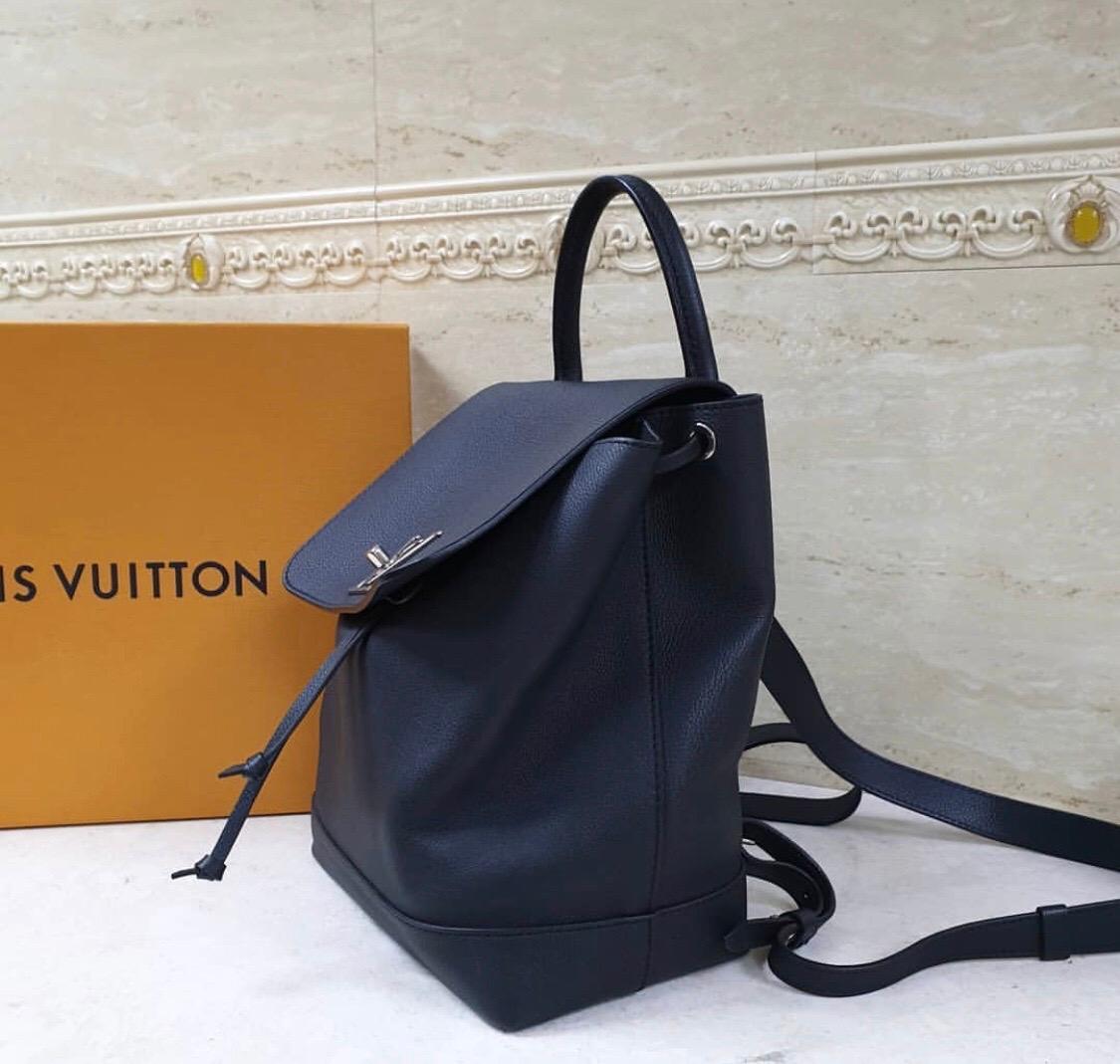 Louis Vuitton  Lockme Black  Backpack In Excellent Condition In Krakow, PL