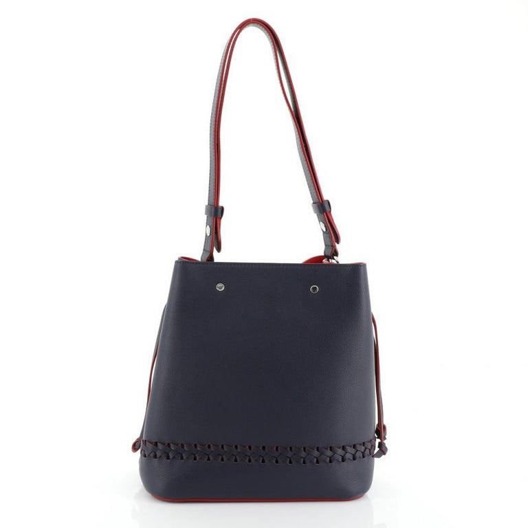 lock me bucket bag