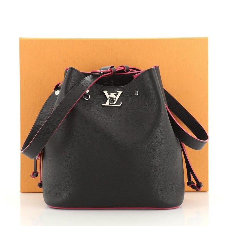 Louis Vuitton black leather bucket shoulder bag with silver