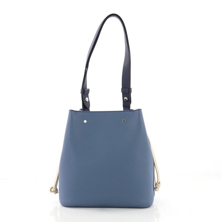 lock me bucket bag
