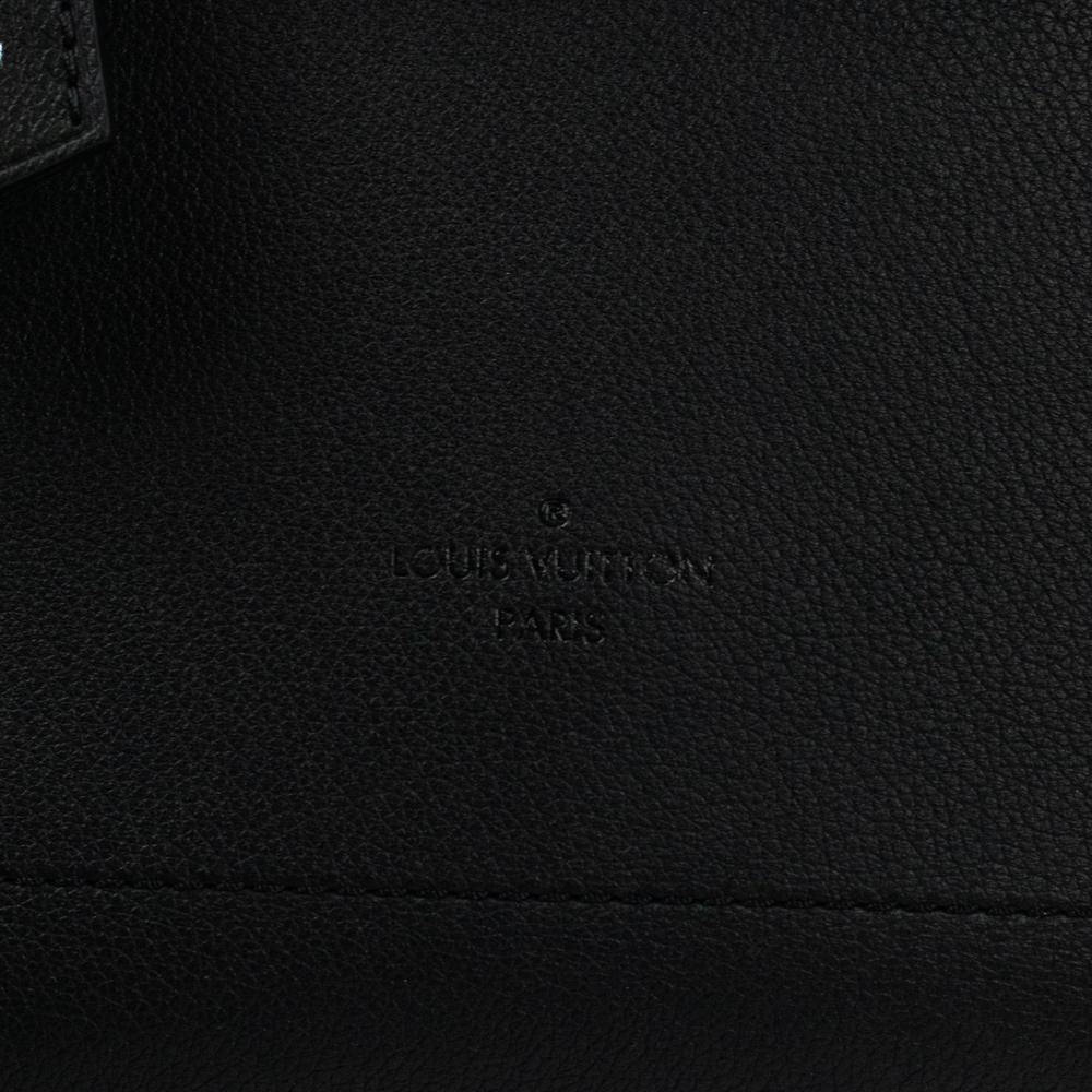 LOUIS VUITTON, Lockme Ever in black leather 2