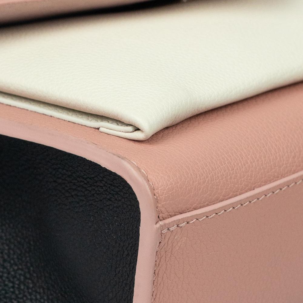Louis Vuitton, Lockme Ever in pink leather 1