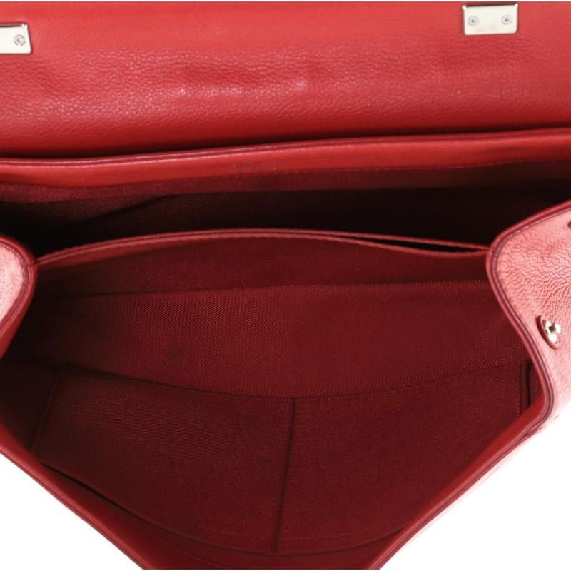 Women's or Men's Louis Vuitton Lockme II Handbag Leather