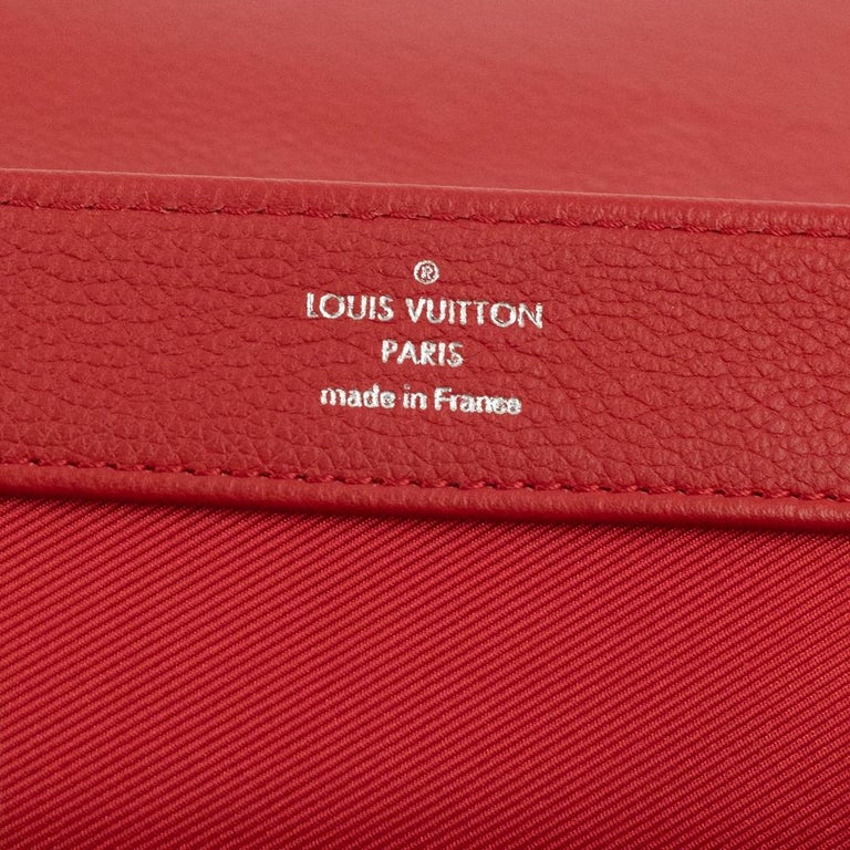 Louis Vuitton, Lockme in red leather 1