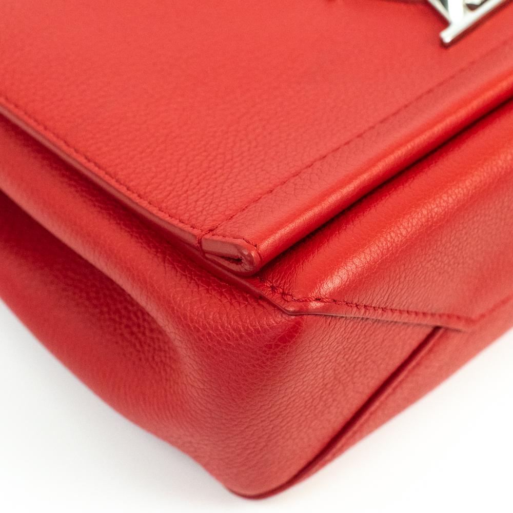 Women's Louis Vuitton, Lockme in red leather