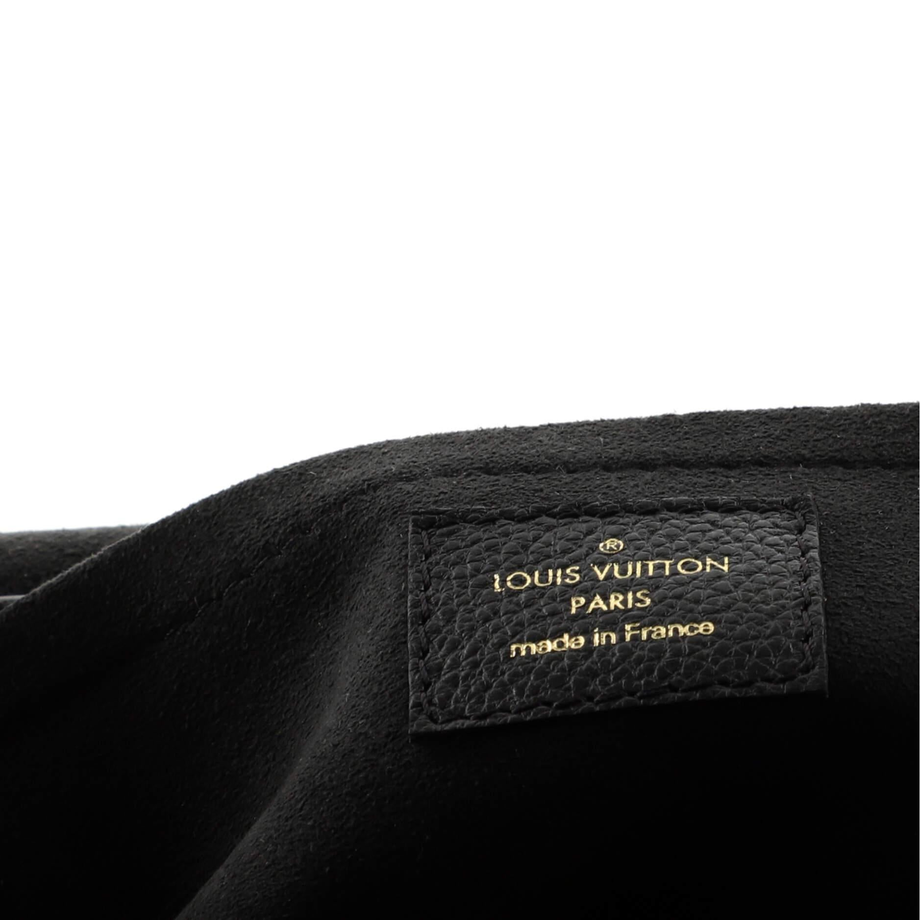Women's or Men's Louis Vuitton Lockme Tender Handbag Leather