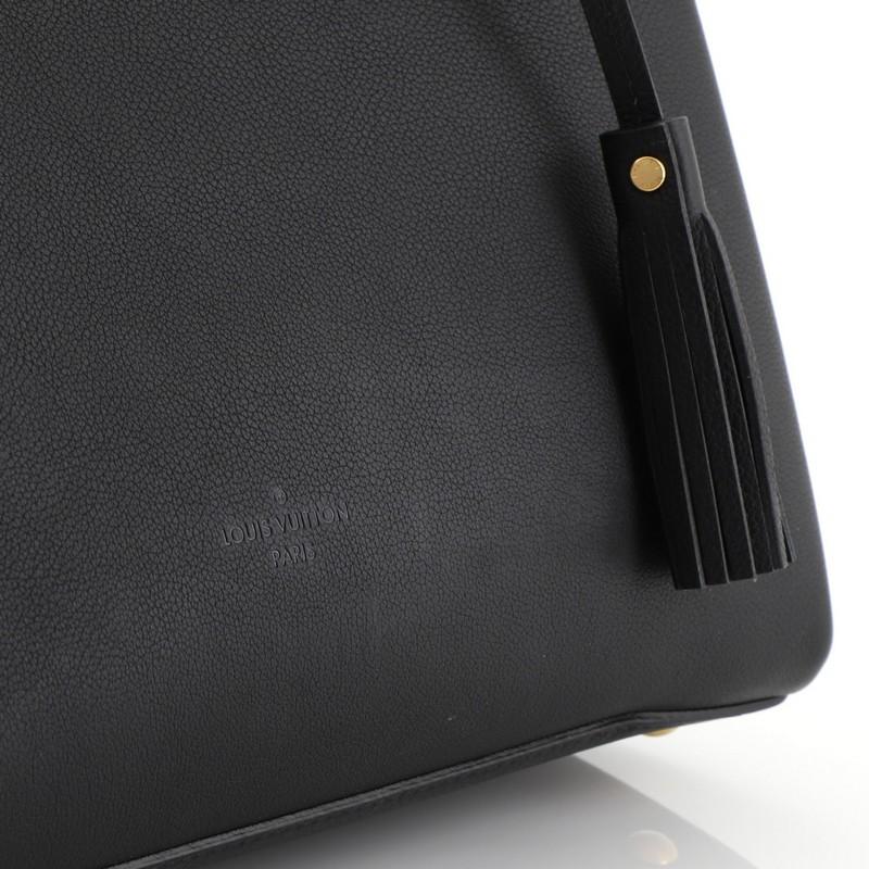 Louis Vuitton Lockmeto Handbag Leather 1
