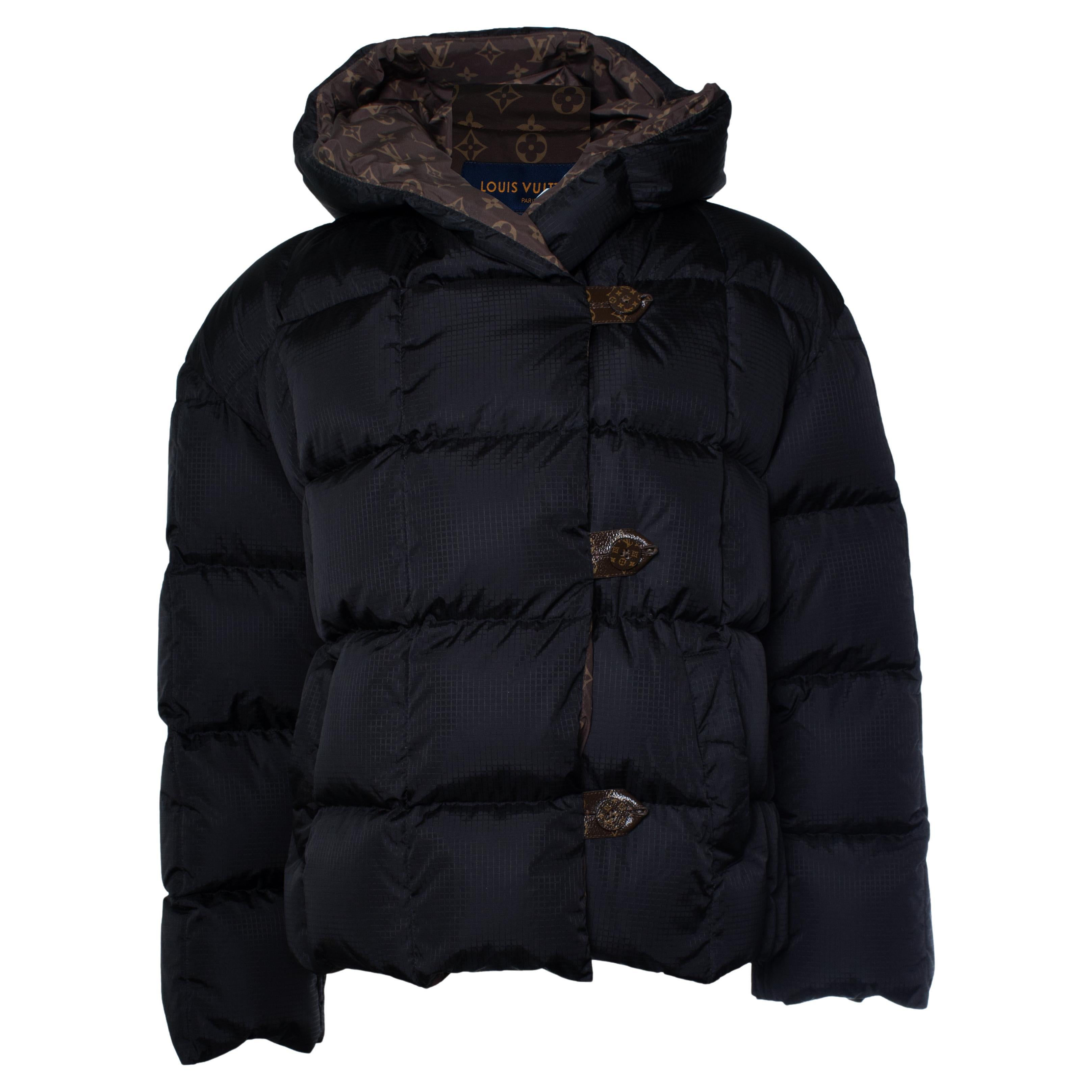 Louis Vuitton, Chaqueta de manga larga con relleno de almohada en venta