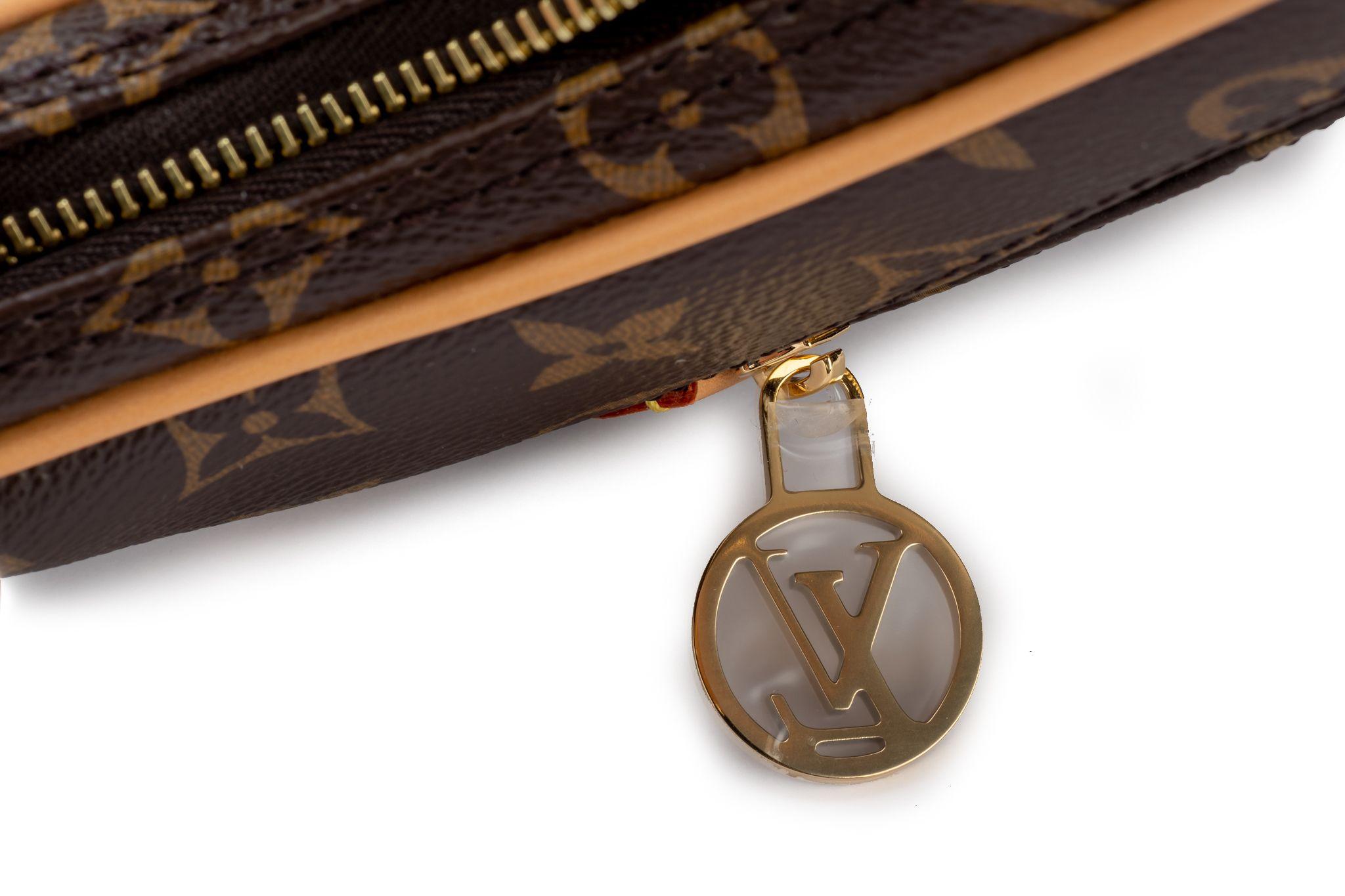 Women's or Men's Louis Vuitton Loop Monogram Bag BNIB For Sale