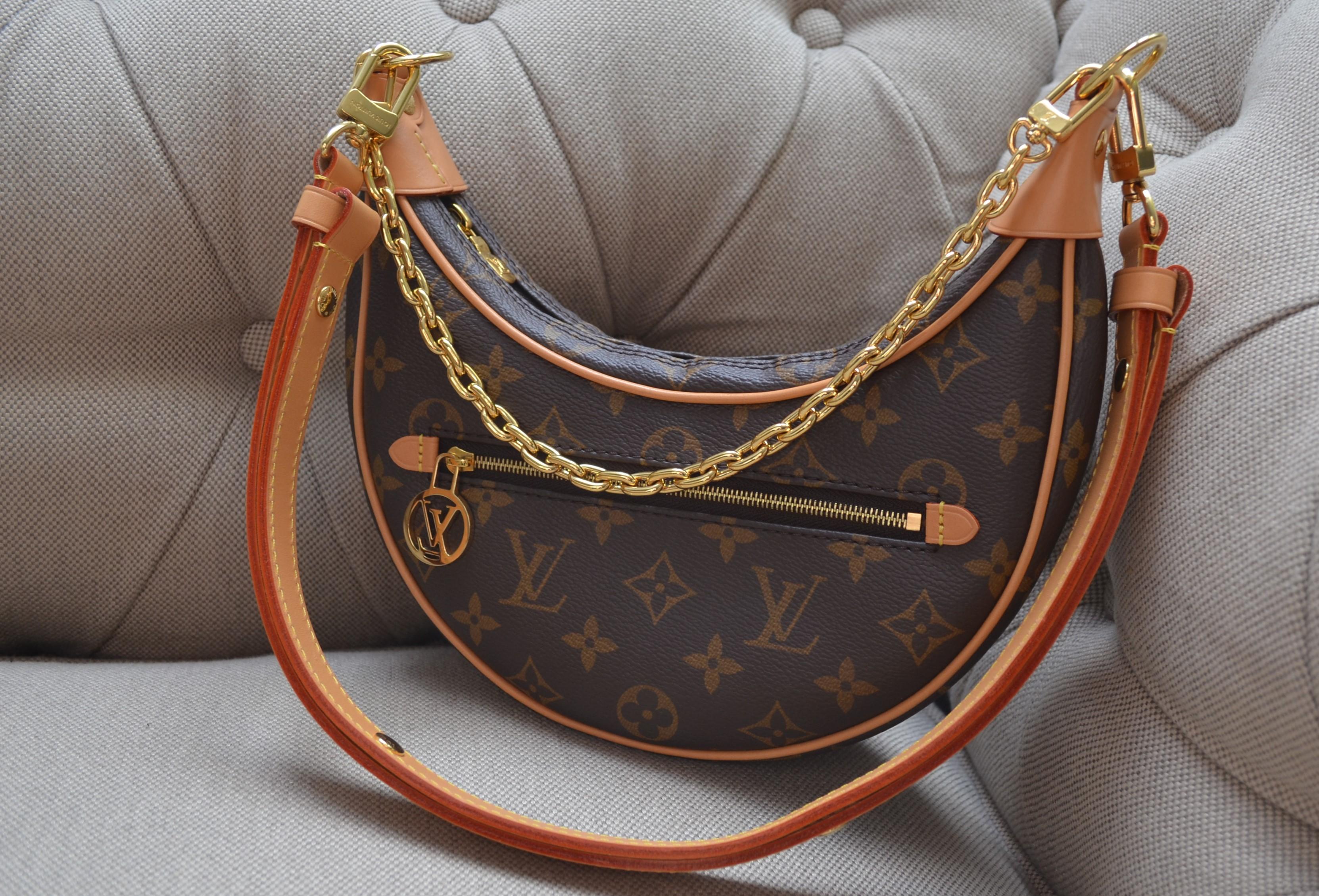 Louis Vuitton Loop Monogram Bag For Sale 5