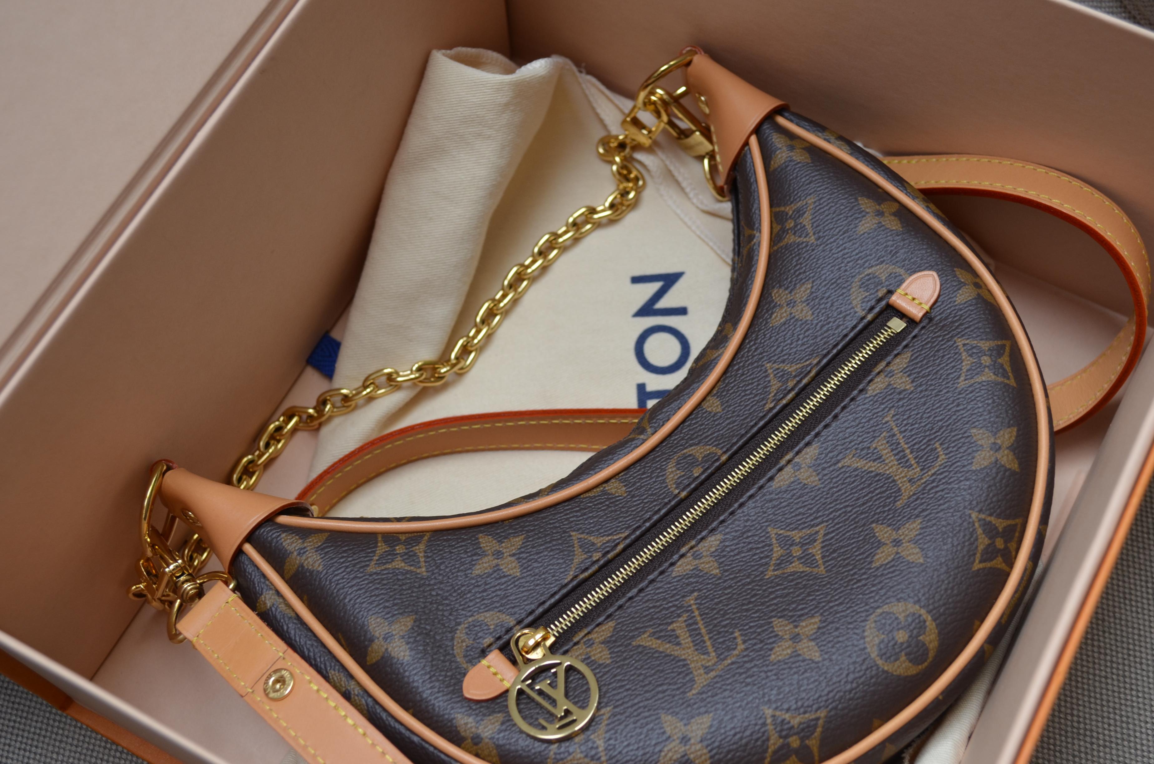 Louis Vuitton Loop Monogram Bag For Sale 8