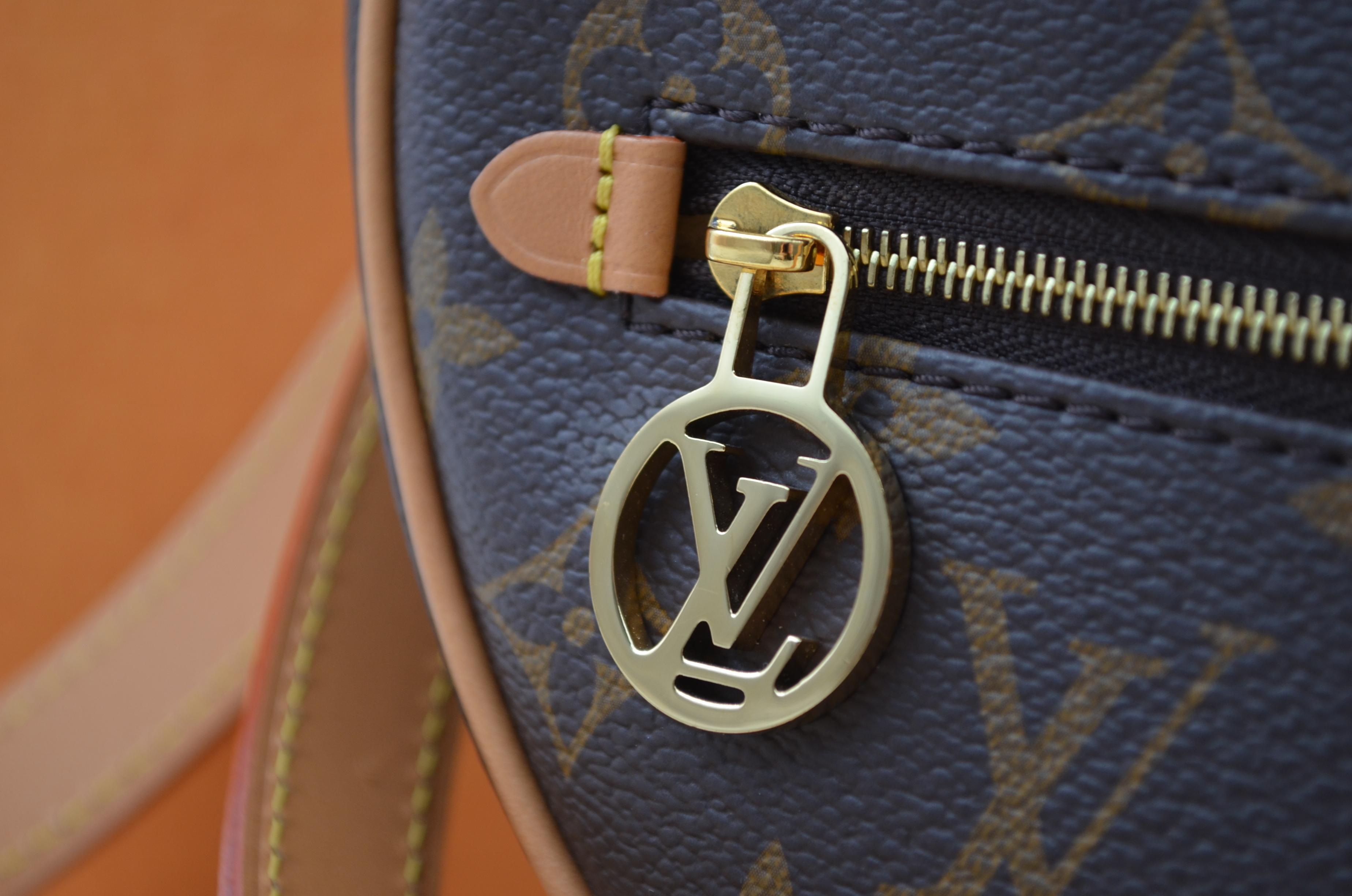 Men's Louis Vuitton Loop Monogram Bag For Sale
