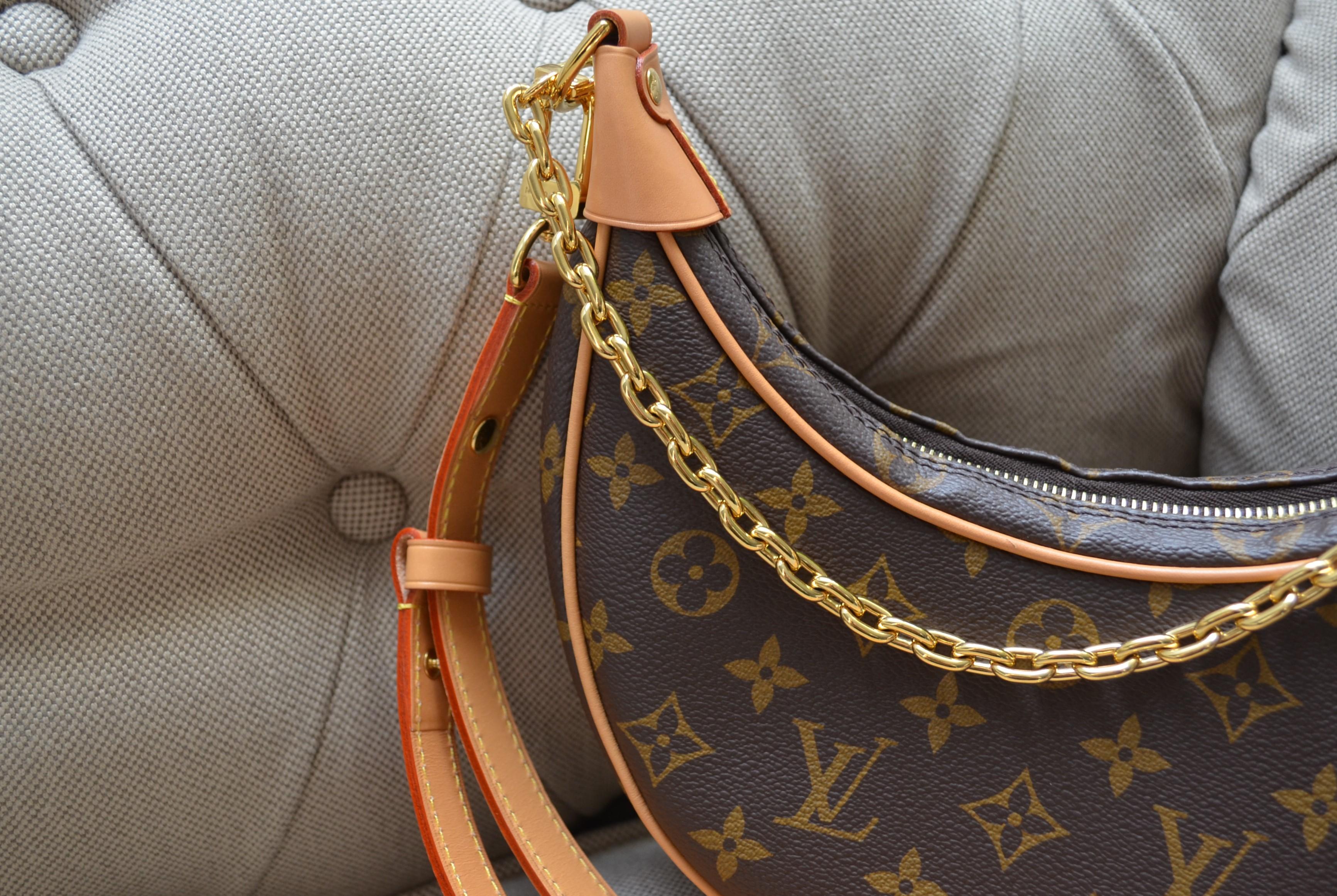 Louis Vuitton Loop Monogram Bag For Sale 3