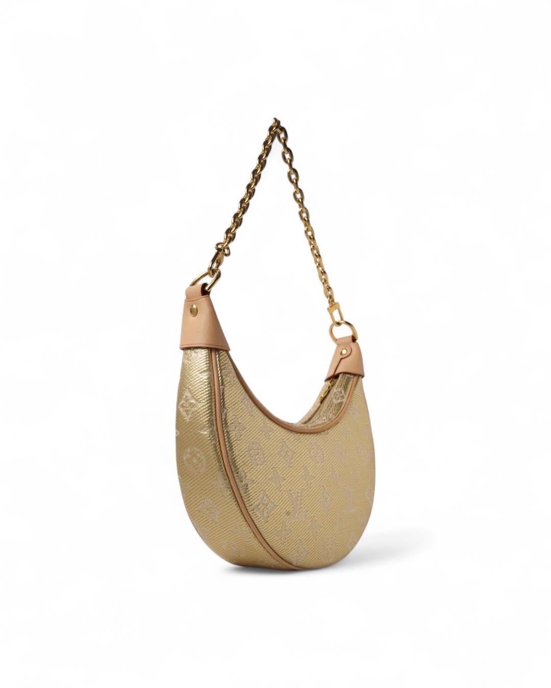 Louis Vuitton Loop PM Monogram Laminata Oro Excellent état - En vente à Torre Del Greco, IT