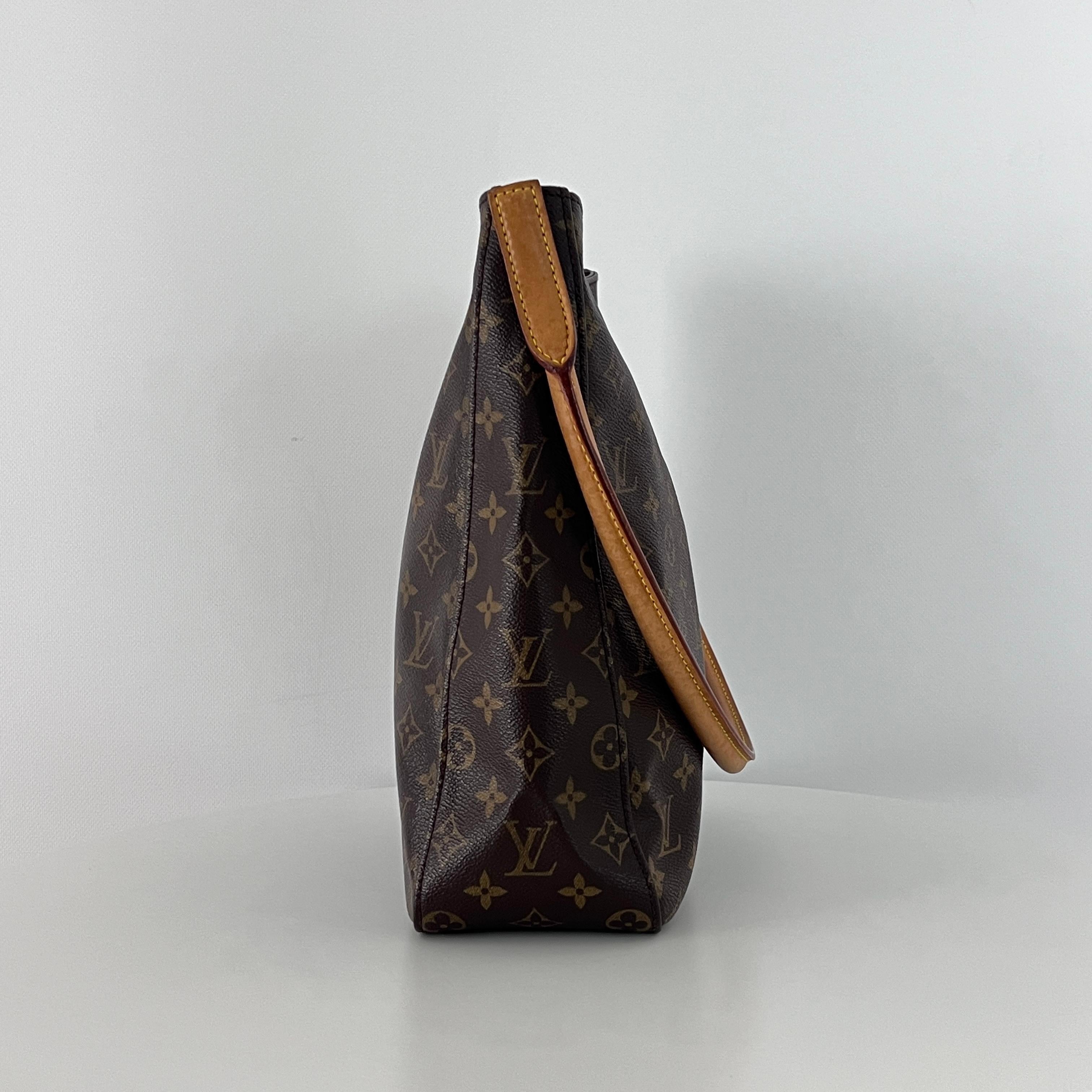 Louis Vuitton Looping GM Shoulder Bag Monogram Canvas Brown 2000 en vente 1