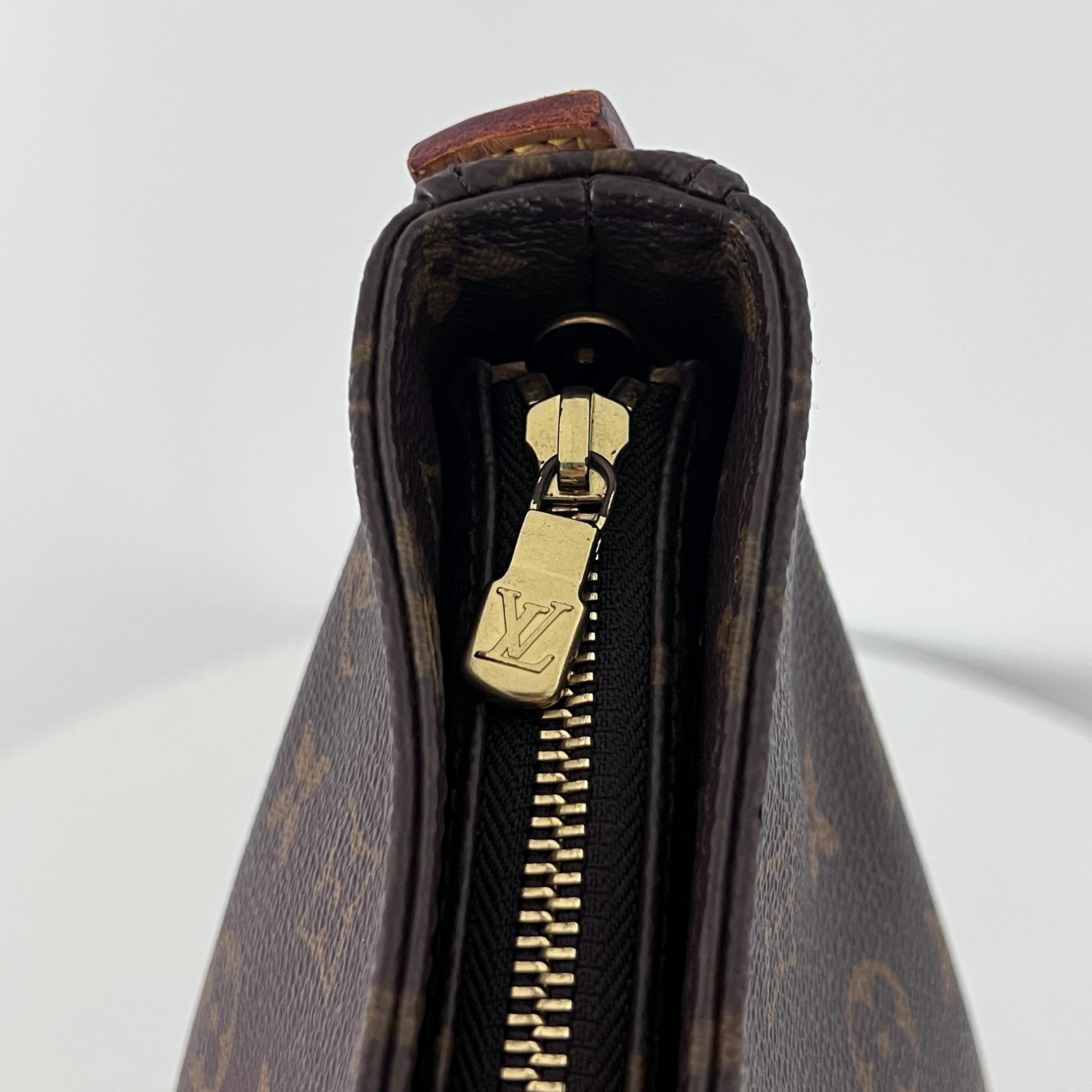 Louis Vuitton Looping GM Shoulder Bag Monogram Canvas Brown 2000 en vente 4