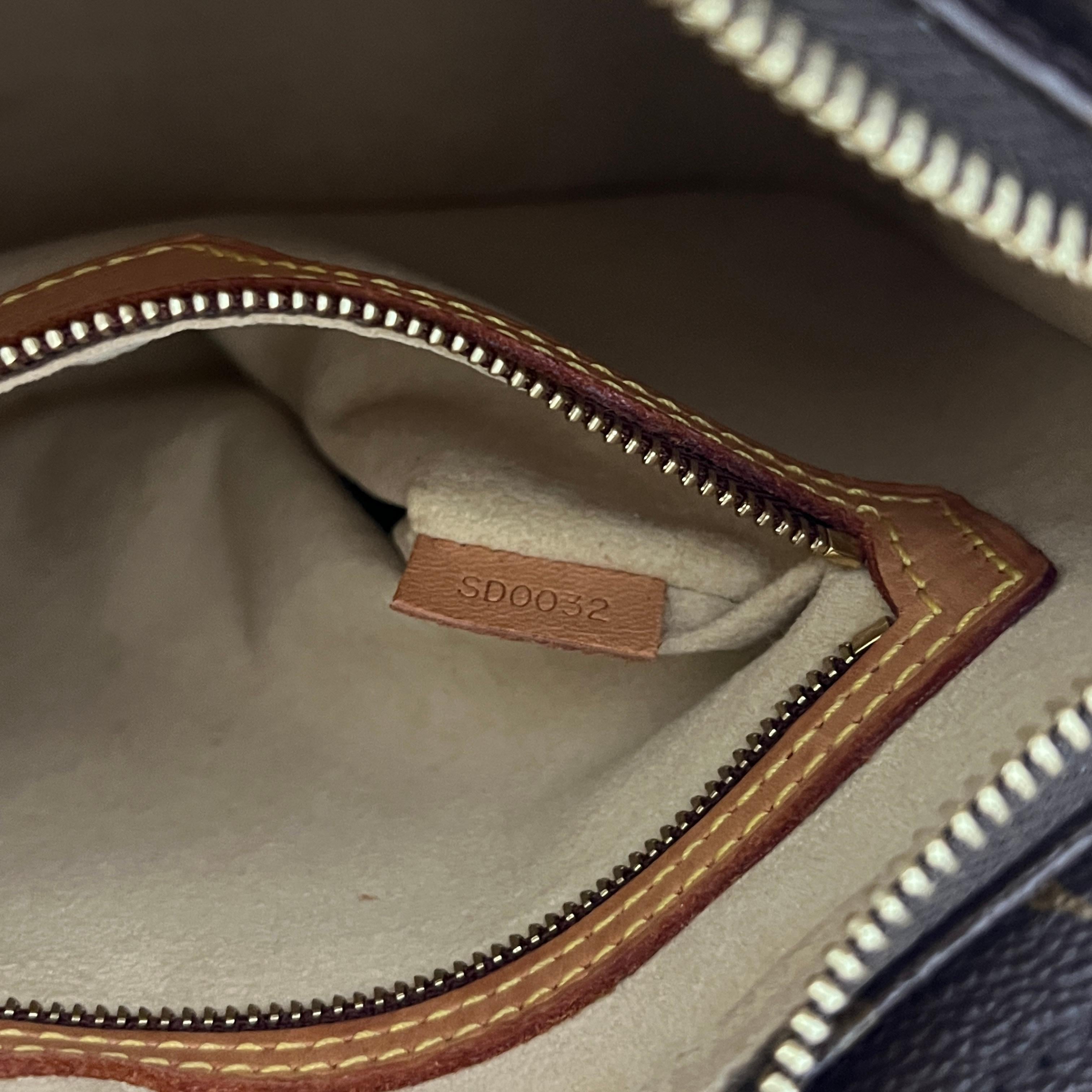 Louis Vuitton Looping MM Shoulder Bag Monogram Canvas Brown 2002 en vente 5